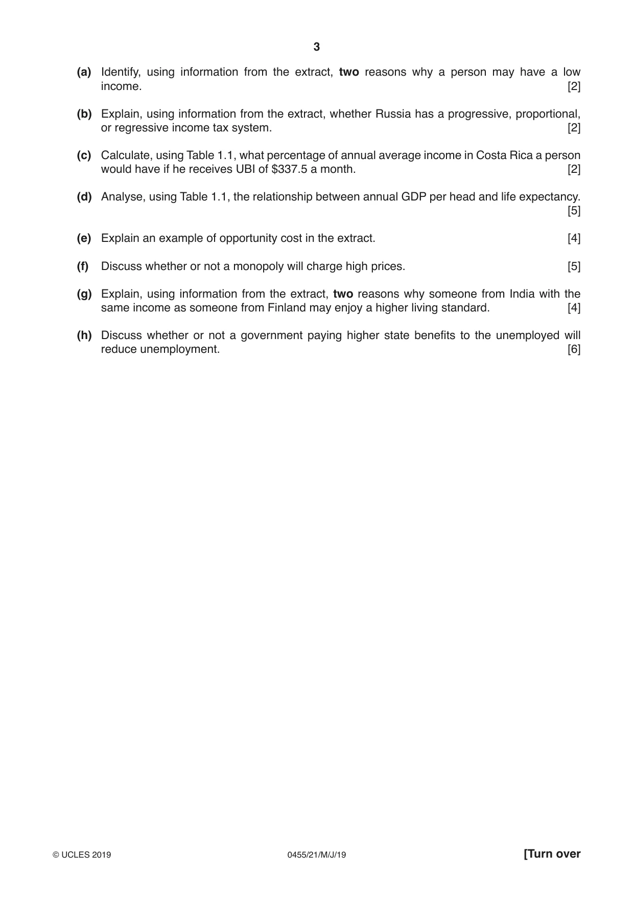 Cambridge IGCSE Economics 0455 2019 May/June Paper 2 · Variant 1 question paper, page 3 of 8