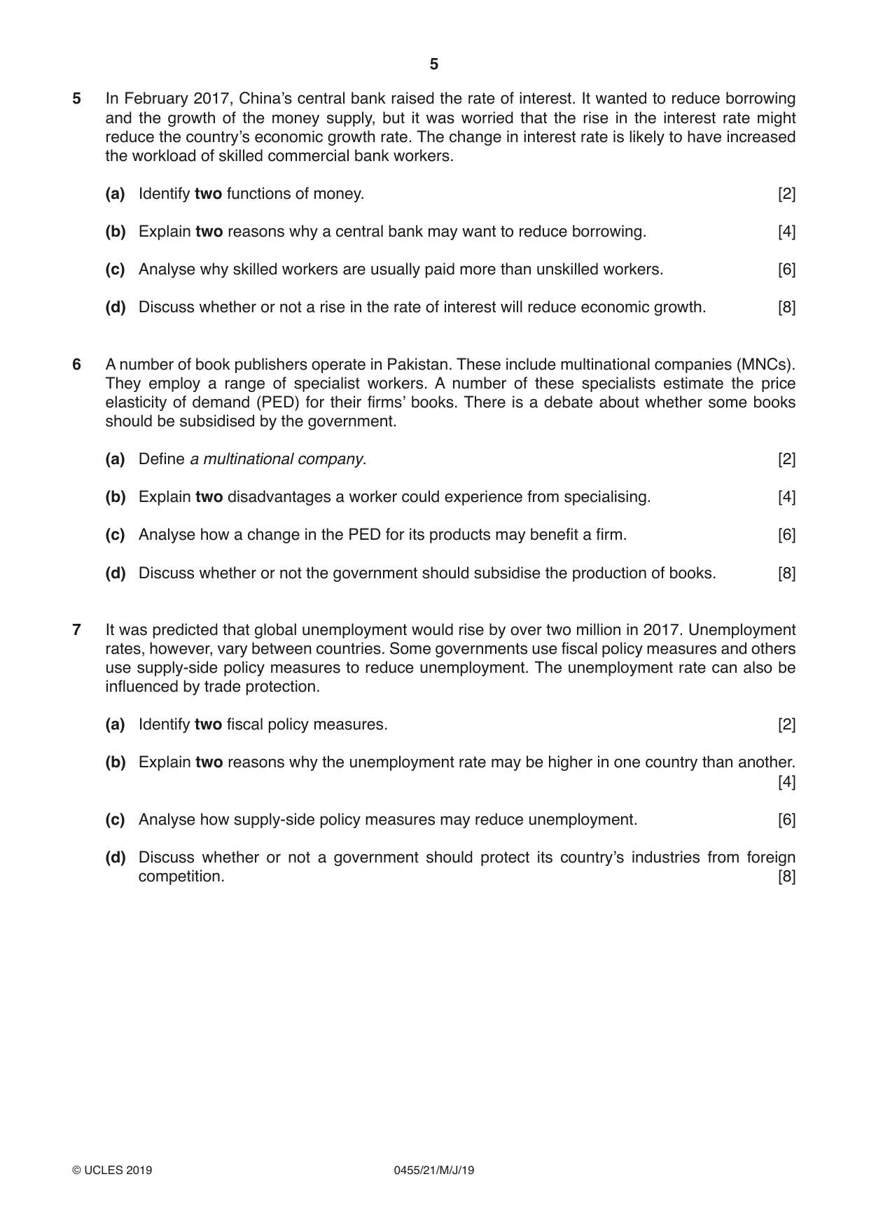 Cambridge IGCSE Economics 0455 2019 May/June Paper 2 · Variant 1 question paper, page 5 of 8
