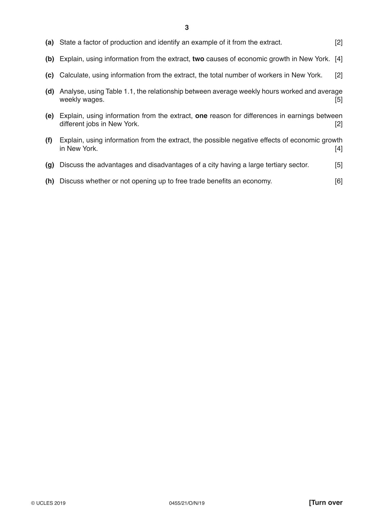 Cambridge IGCSE Economics 0455 2019 Oct/Nov Paper 2 · Variant 1 question paper, page 3 of 8