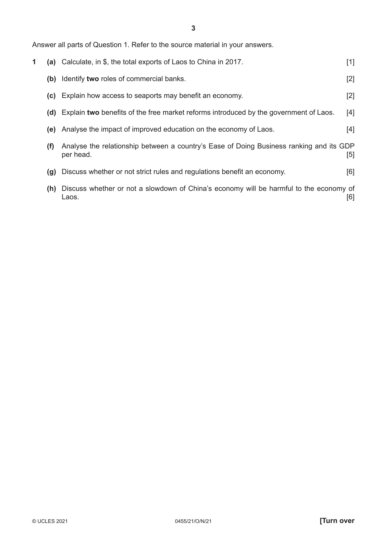 Cambridge IGCSE Economics 0455 2021 Oct/Nov Paper 2 · Variant 1 question paper, page 3 of 8