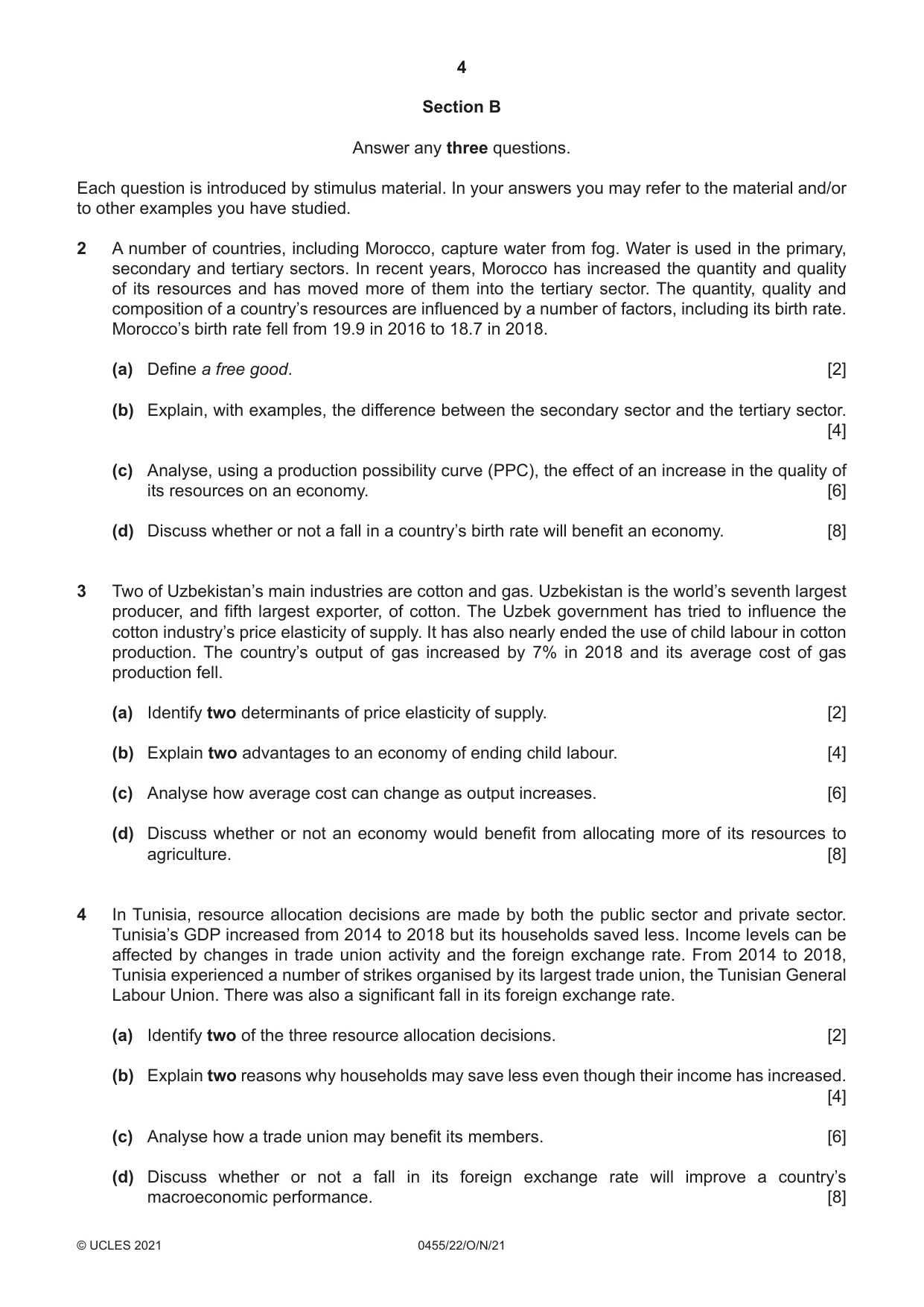 Cambridge IGCSE Economics 0455 2021 Oct/Nov Paper 2 · Variant 2 question paper, page 4 of 8
