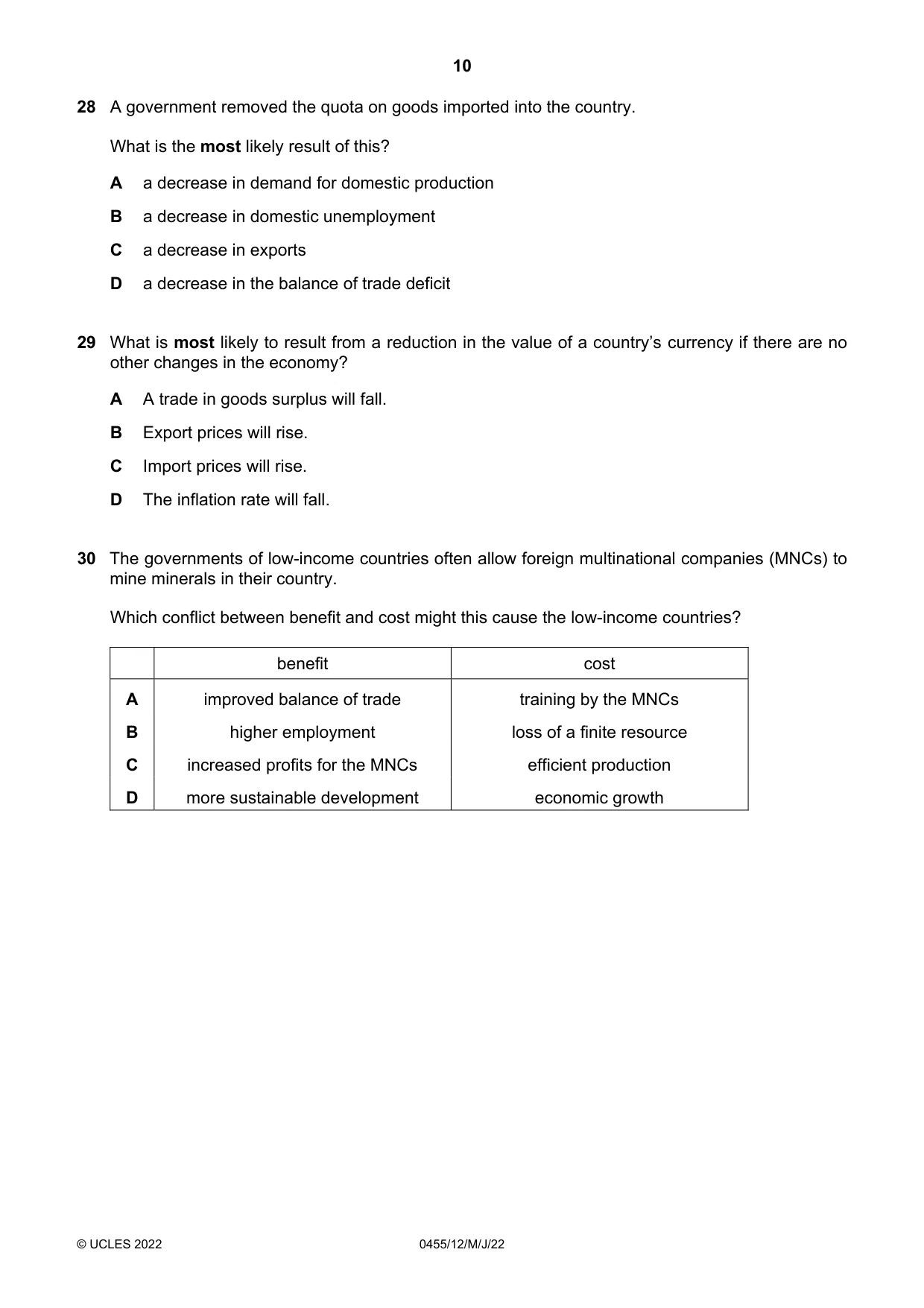 Cambridge IGCSE Economics 0455 2022 May/June Paper 1 · Variant 2 question paper, page 10 of 12