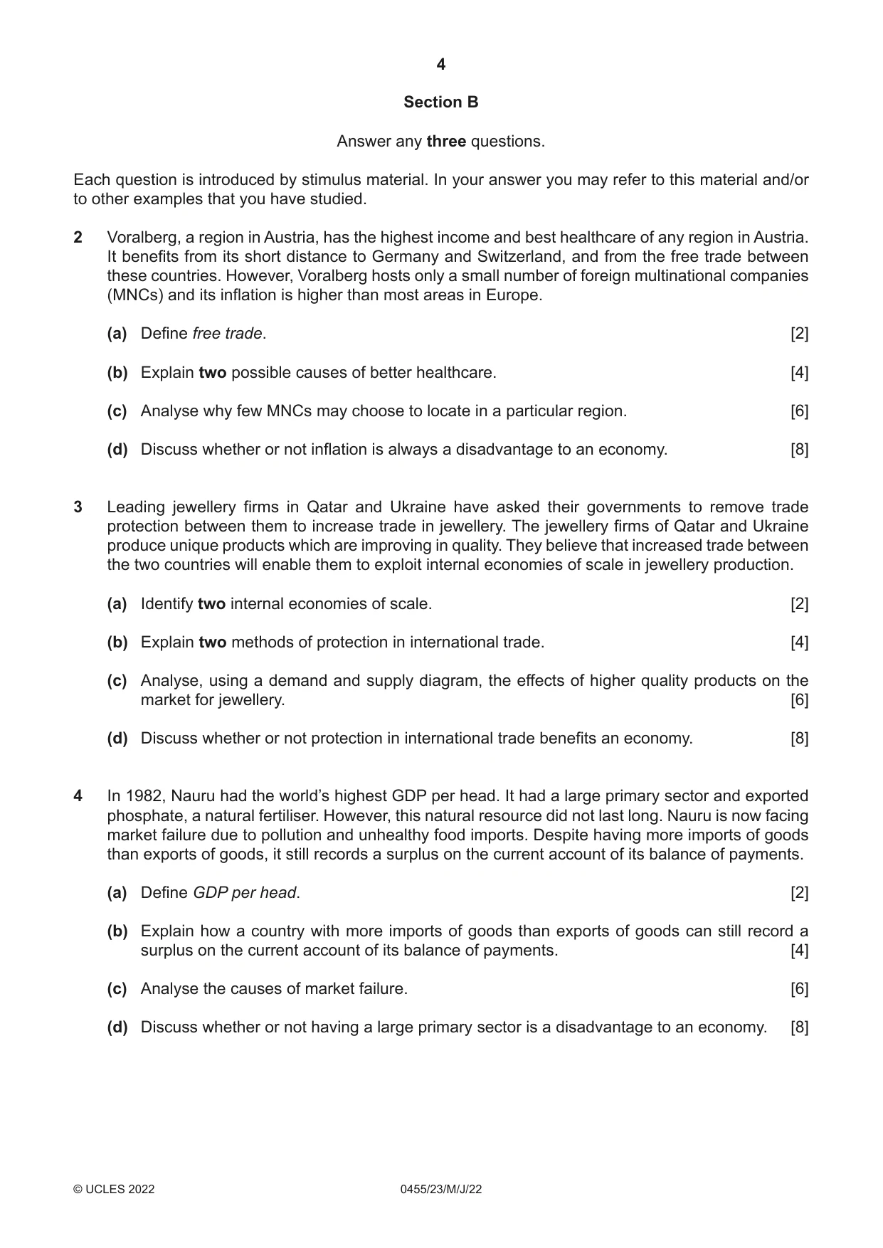 Cambridge IGCSE Economics 0455 2022 May/June Paper 2 · Variant 3 question paper, page 4 of 8