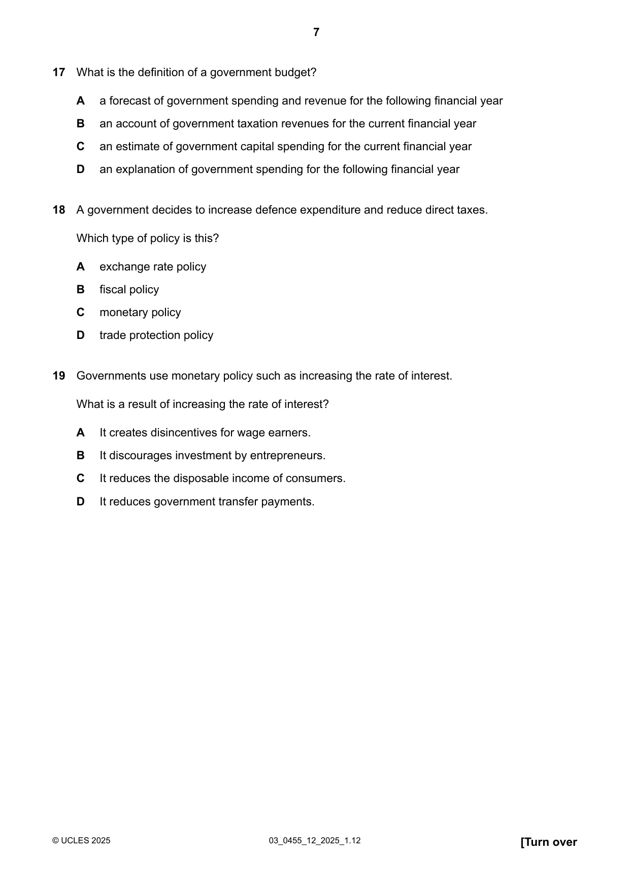Cambridge IGCSE Economics 0455 2025 Feb/March Paper 1 · Variant 2 question paper, page 7 of 12