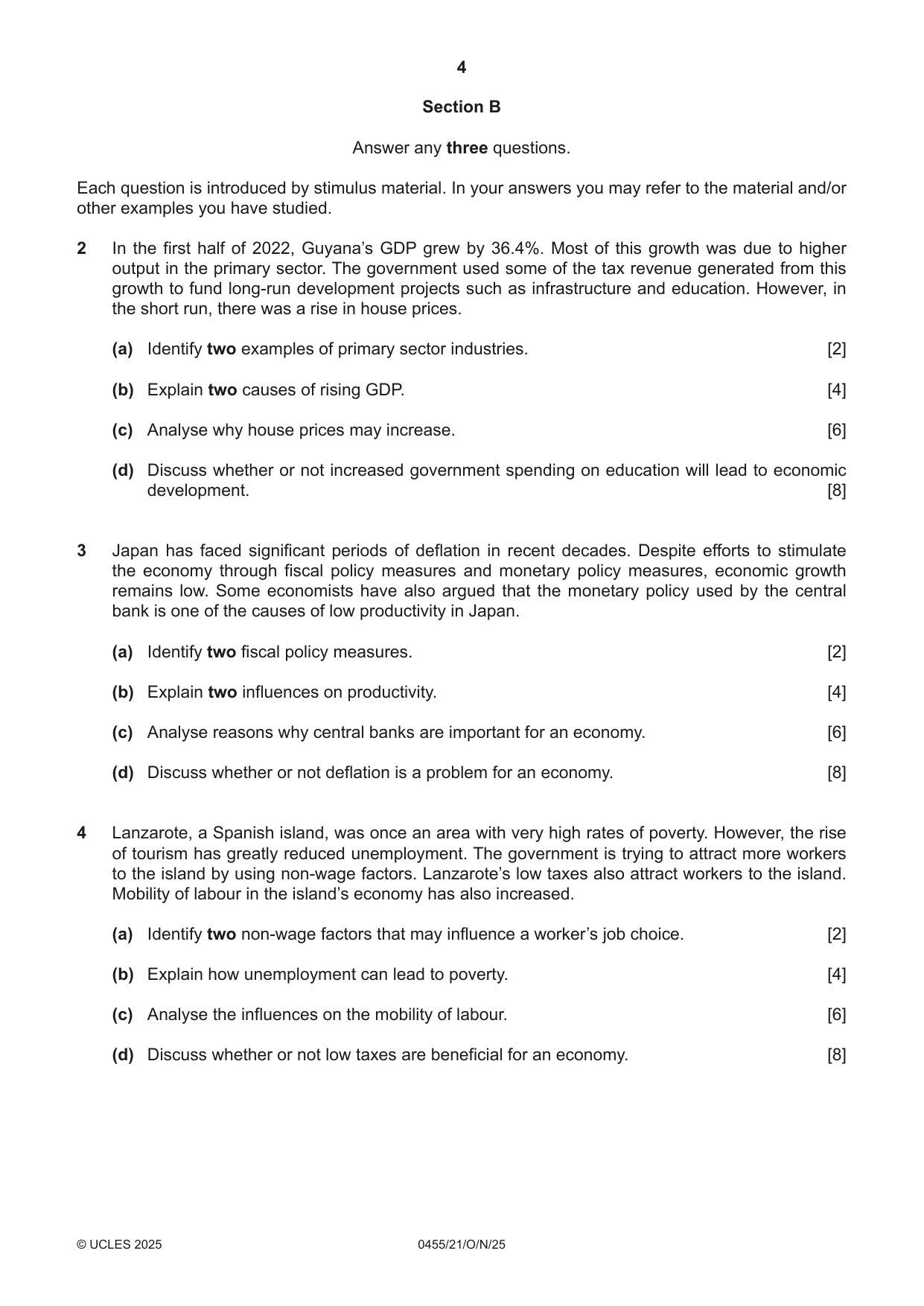 Cambridge IGCSE Economics 0455 2025 Oct/Nov Paper 2 · Variant 1 question paper, page 4 of 8
