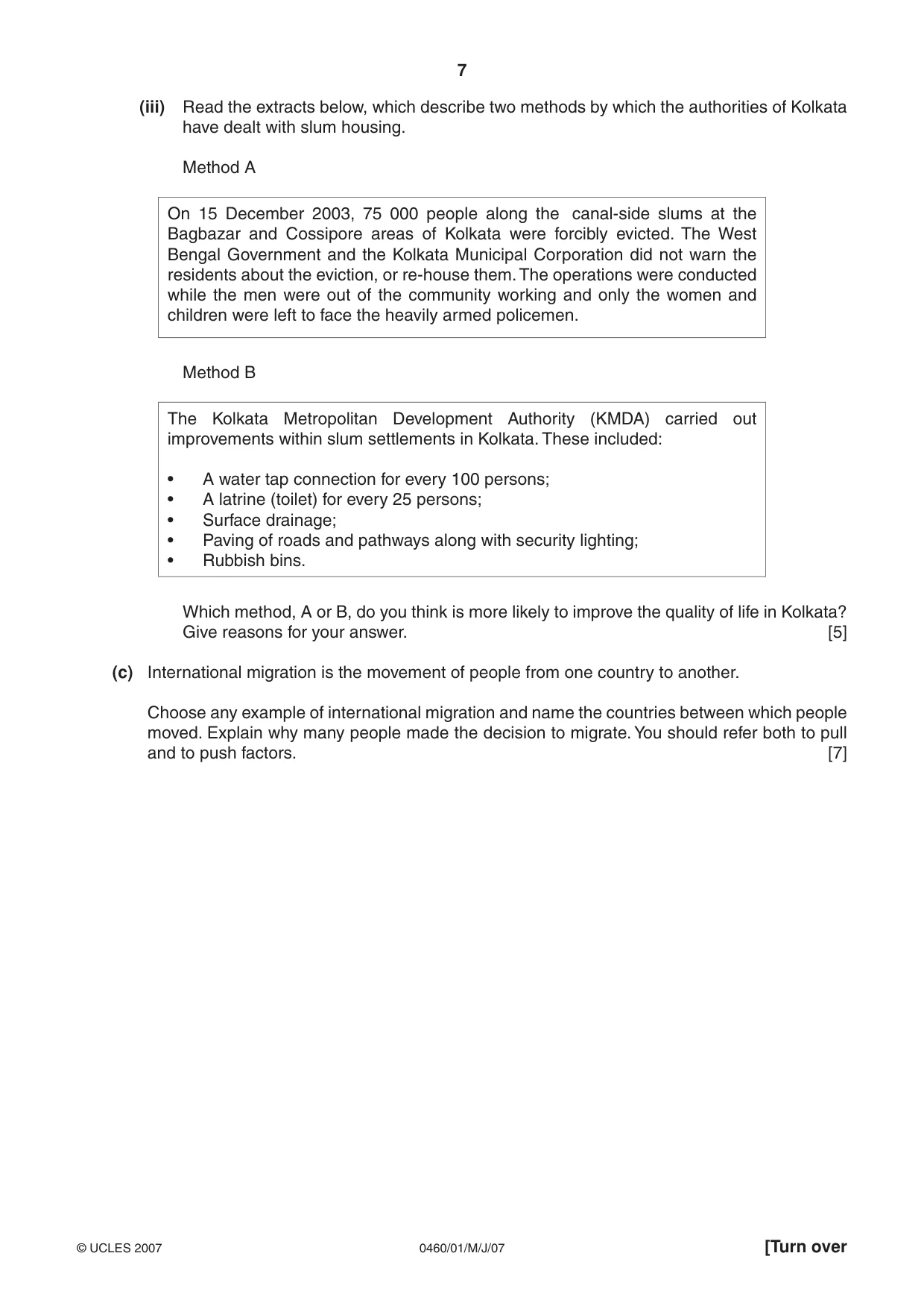 Cambridge IGCSE Geography 0460 2007 May/June Paper 1 · Variant 1 question paper, page 7 of 16