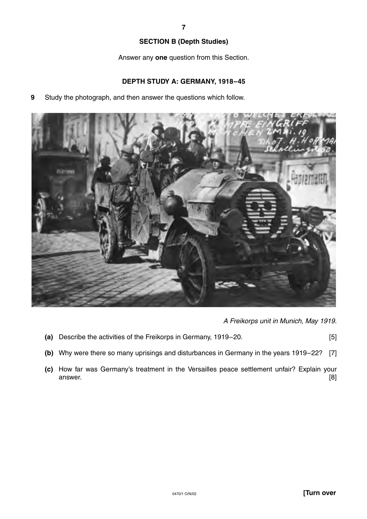 Cambridge IGCSE History 0470 2002 Oct/Nov Paper 1 · Variant 1 question paper, page 7 of 20
