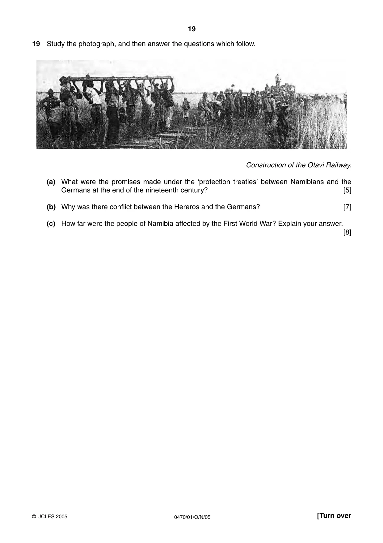 Cambridge IGCSE History 0470 2005 Oct/Nov Paper 1 · Variant 1 question paper, page 19 of 28