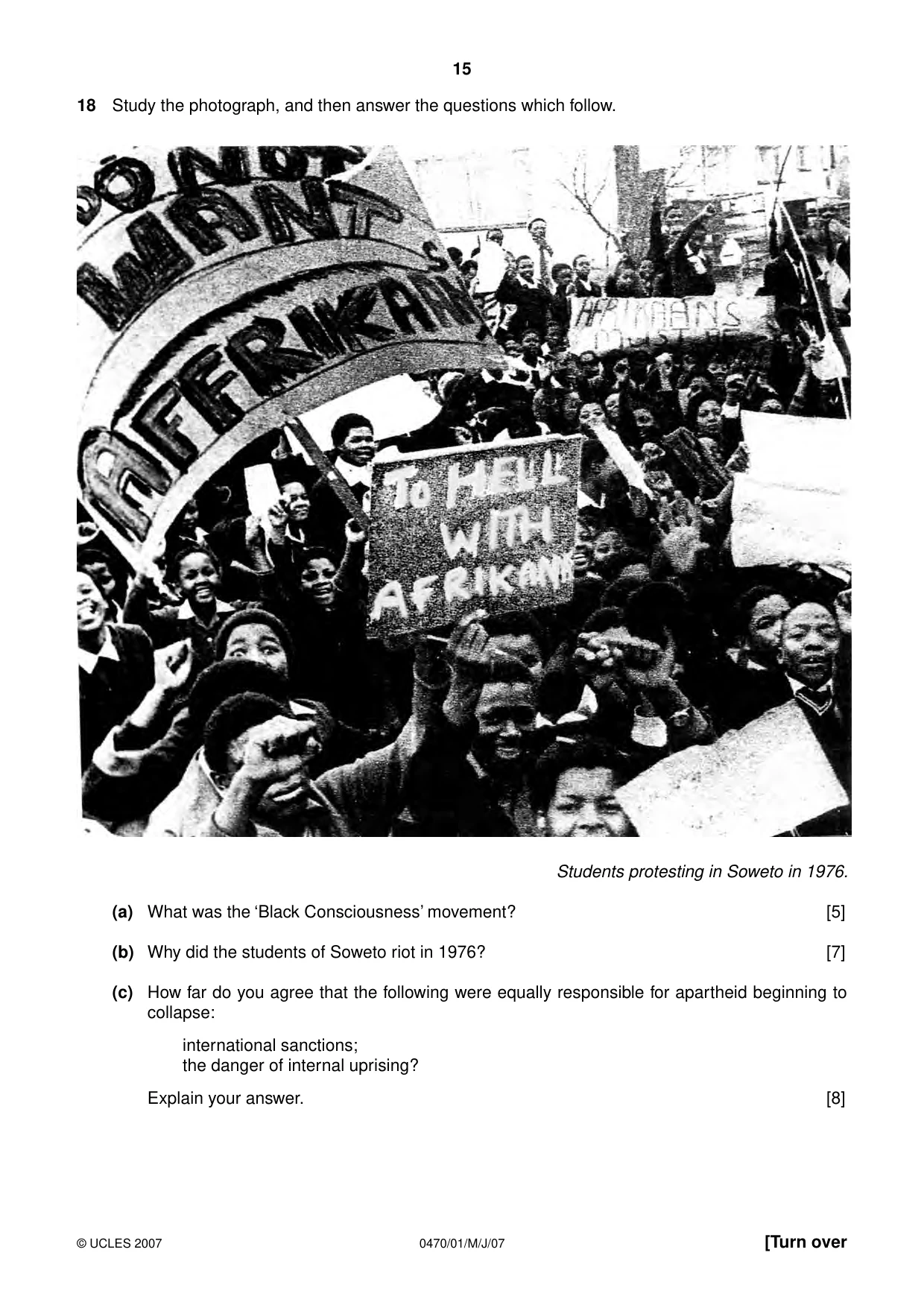 Cambridge IGCSE History 0470 2007 May/June Paper 1 · Variant 1 question paper, page 14 of 19