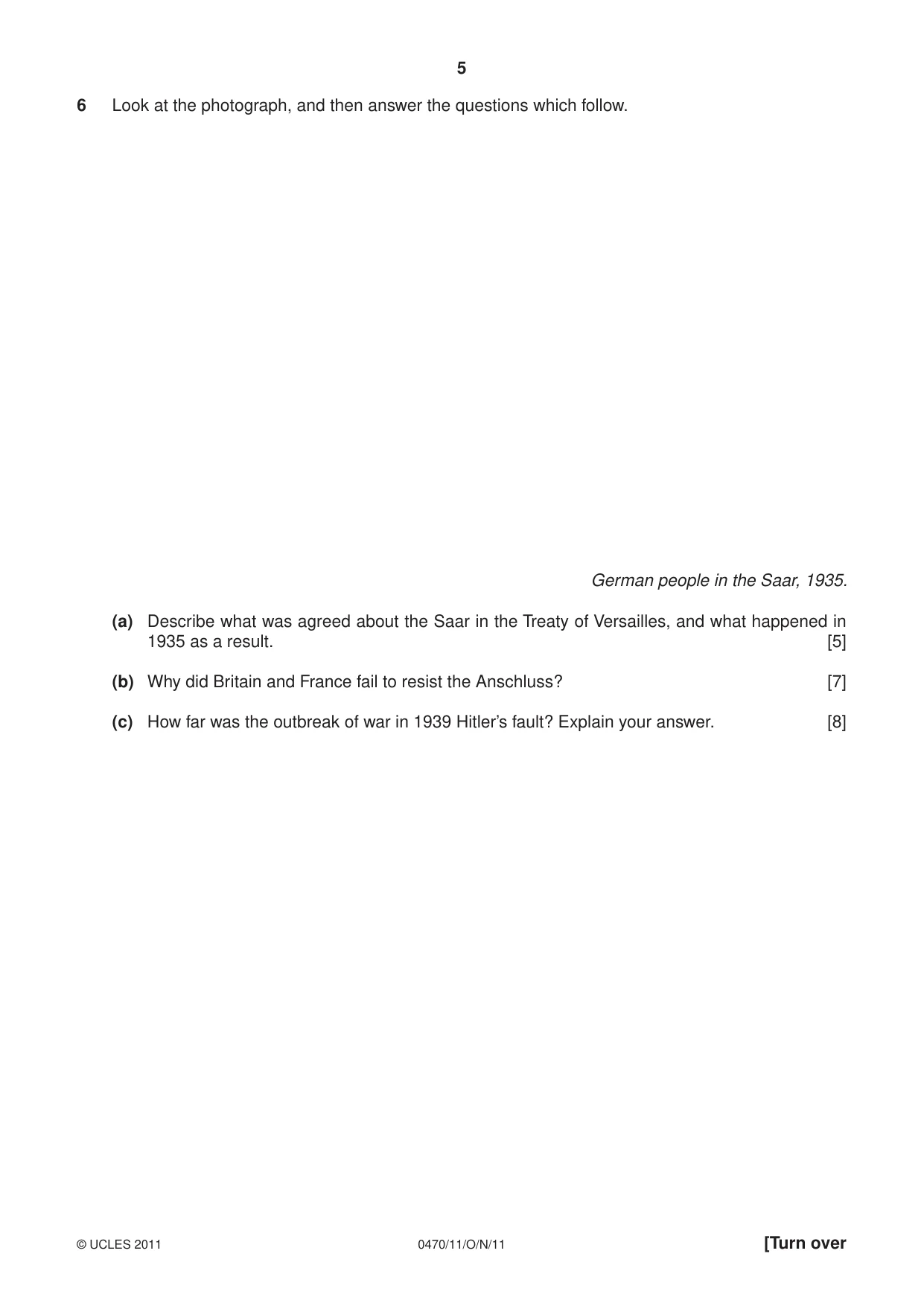 Cambridge IGCSE History 0470 2011 Oct/Nov Paper 1 · Variant 1 question paper, page 5 of 20