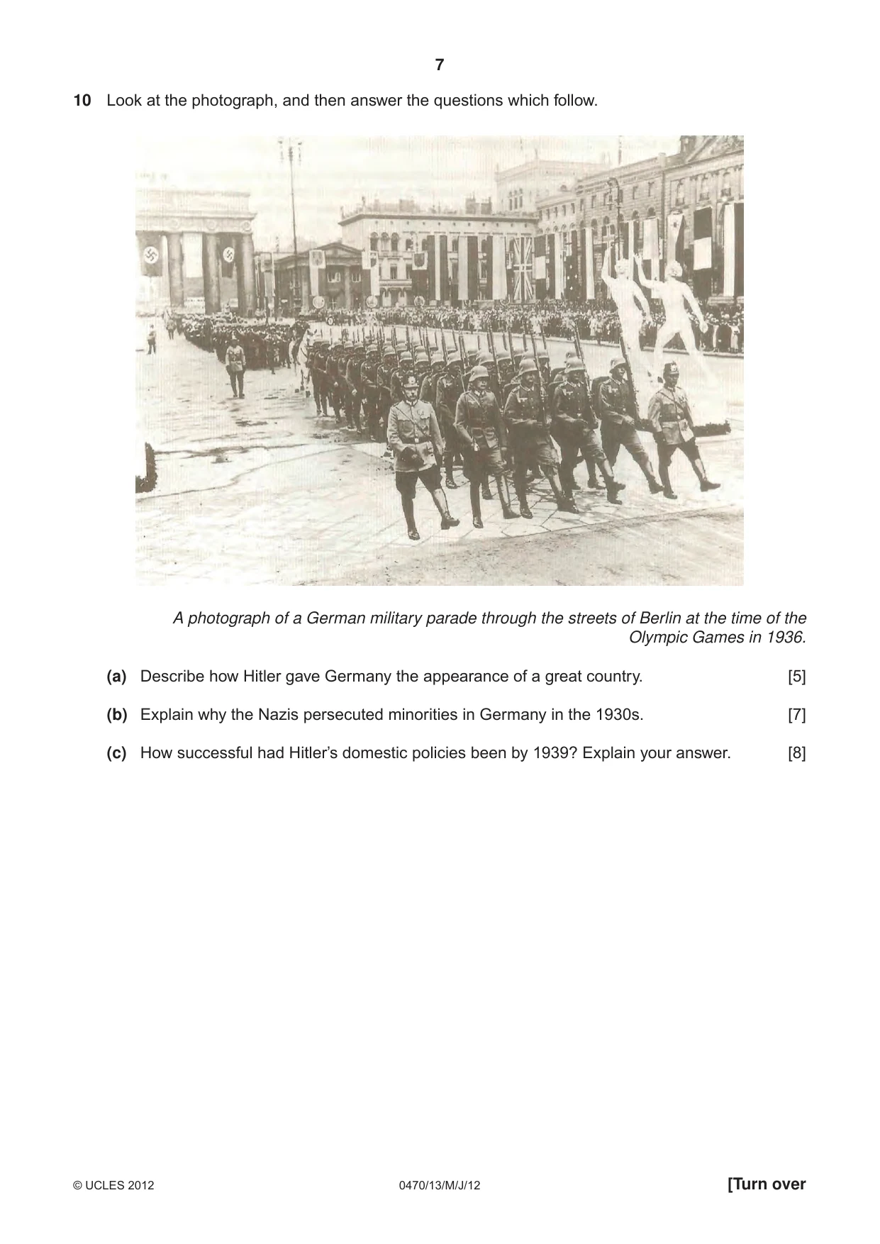 Cambridge IGCSE History 0470 2012 May/June Paper 1 · Variant 3 question paper, page 7 of 20
