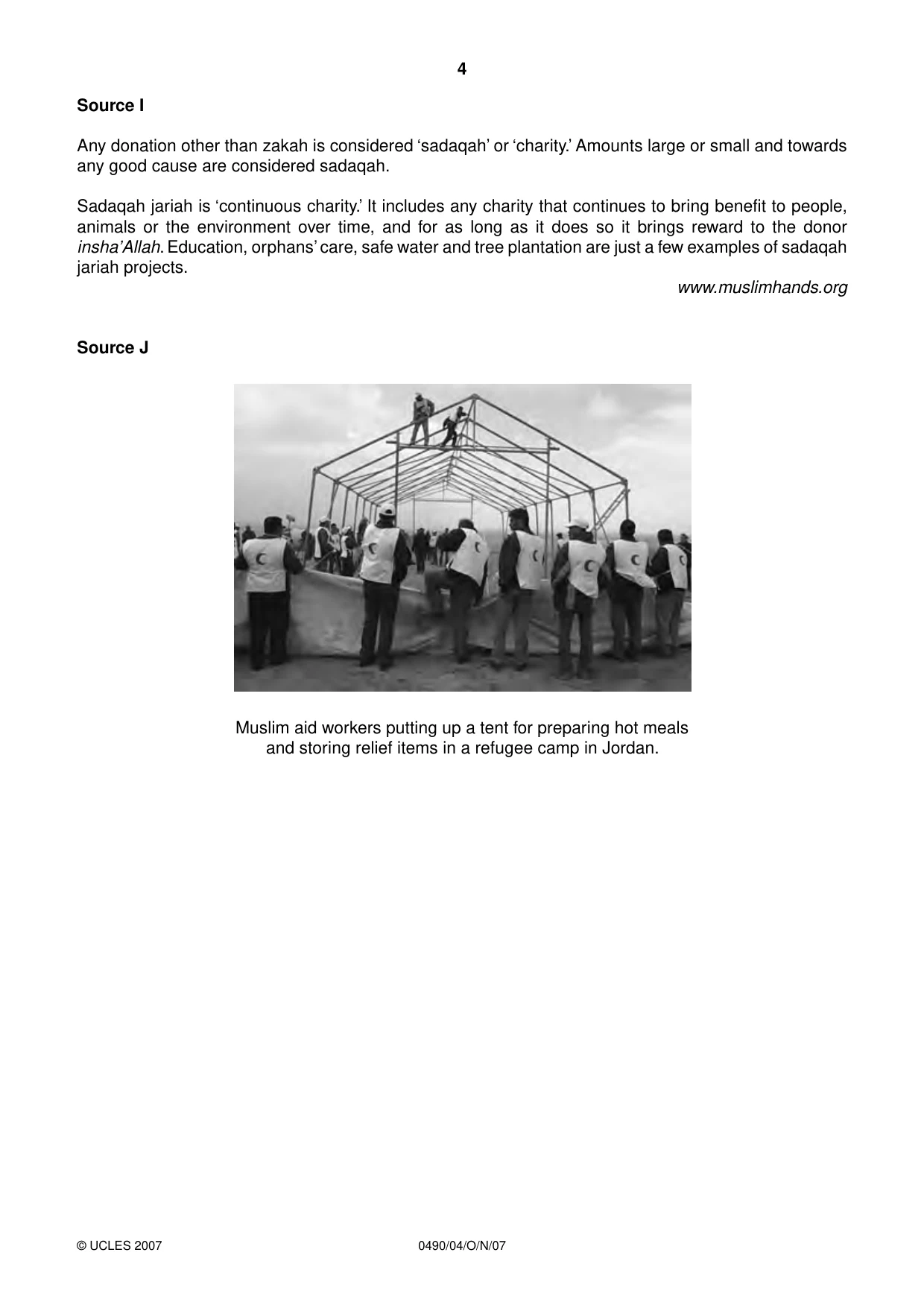 Cambridge IGCSE Religious Studies 0490 2007 Oct/Nov Paper 4 · Variant 1 question paper, page 4 of 8