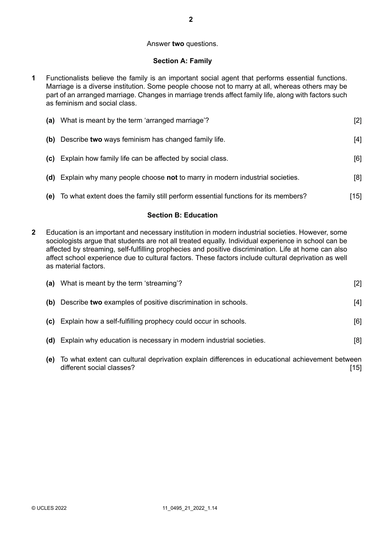 Cambridge IGCSE Sociology 0495 2022 Oct/Nov Paper 2 · Variant 1 question paper, page 2 of 4