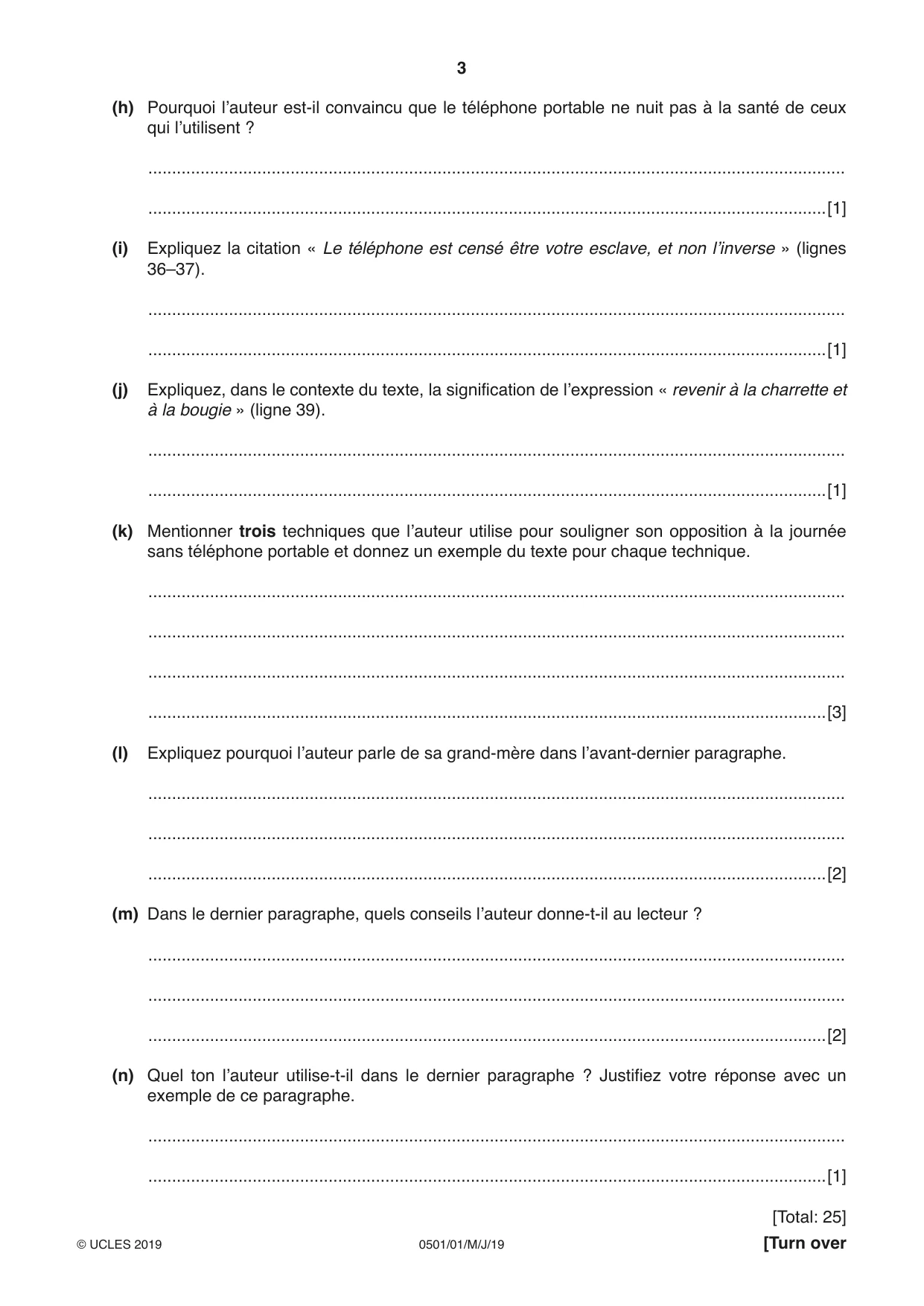 Cambridge IGCSE French - First Language 0501 2019 May/June Paper 1 · Variant 1 question paper, page 3 of 8