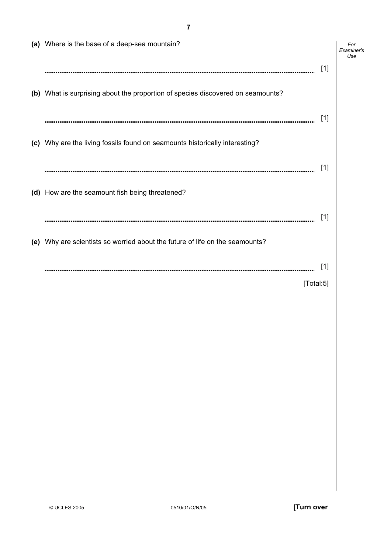 Cambridge IGCSE English - Second Language (oral endorsement) 0510 2005 Oct/Nov Paper 1 · Variant 1 question paper, page 7 of 20
