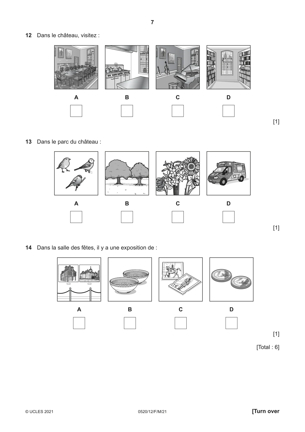 Cambridge IGCSE French - Foreign Language 0520 2021 Feb/March Paper 1 · Variant 2 question paper, page 7 of 16