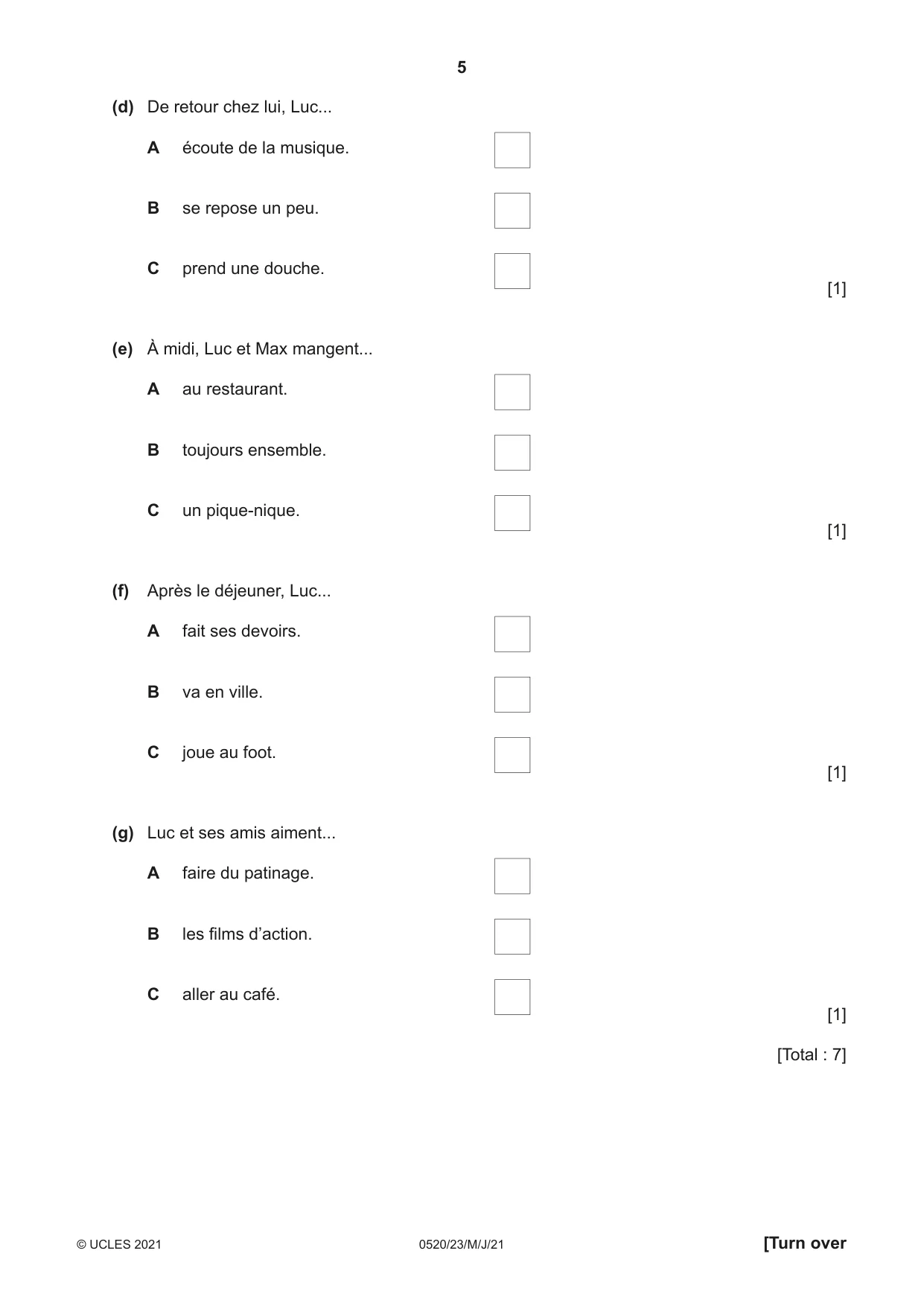 Cambridge IGCSE French - Foreign Language 0520 2021 May/June Paper 2 · Variant 3 question paper, page 5 of 12