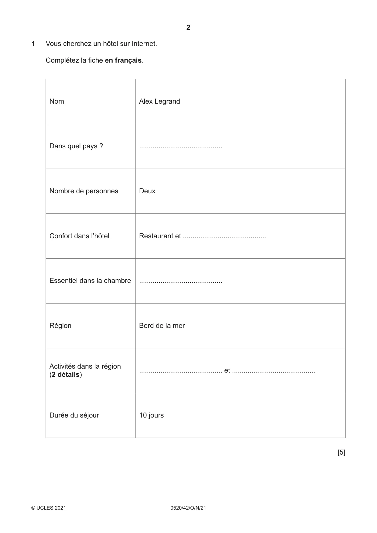 Cambridge IGCSE French - Foreign Language 0520 2021 Oct/Nov Paper 4 · Variant 2 question paper, page 2 of 8