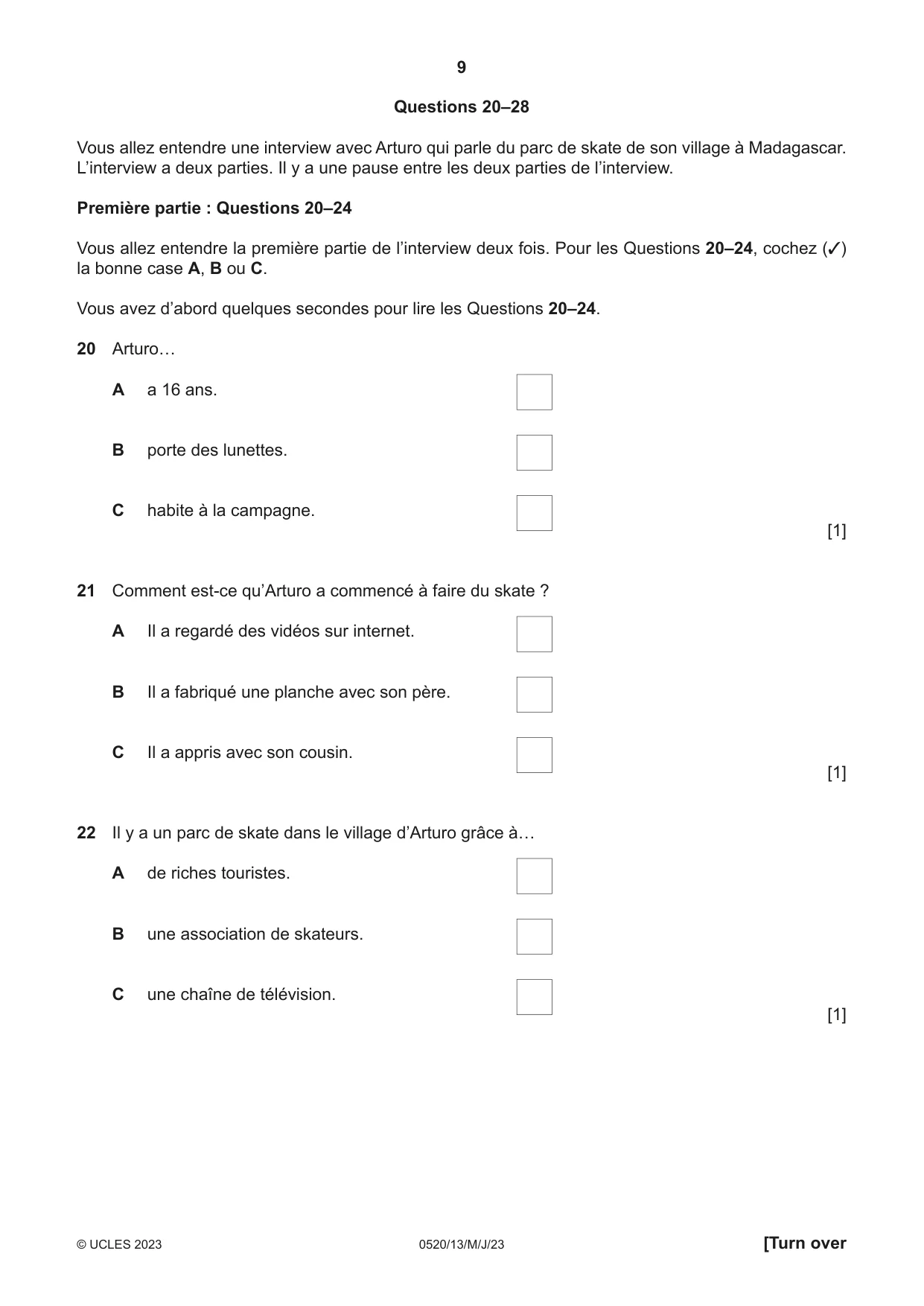 Cambridge IGCSE French - Foreign Language 0520 2023 May/June Paper 1 · Variant 3 question paper, page 9 of 16