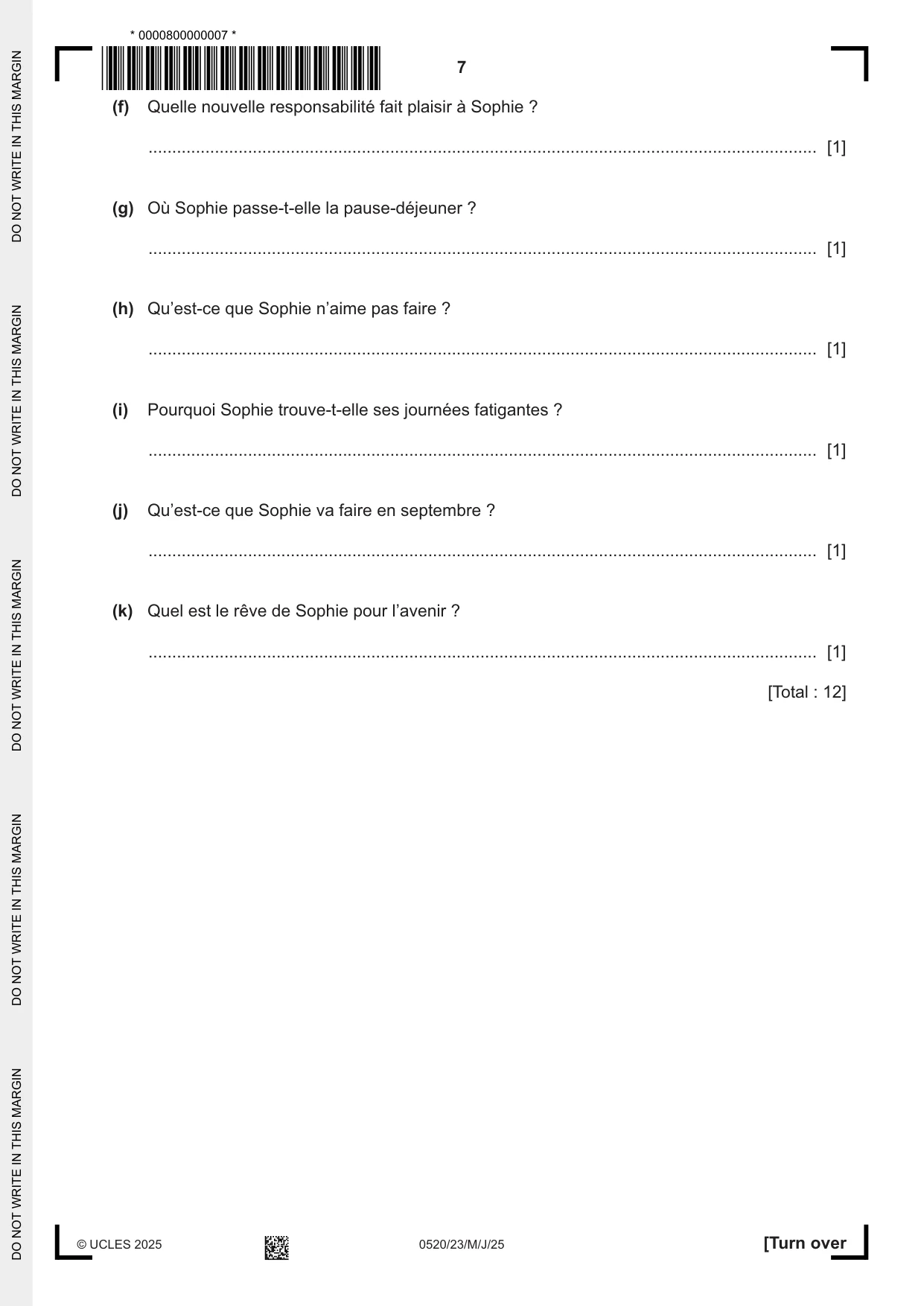 Cambridge IGCSE French - Foreign Language 0520 2025 May/June Paper 2 · Variant 3 question paper, page 7 of 12
