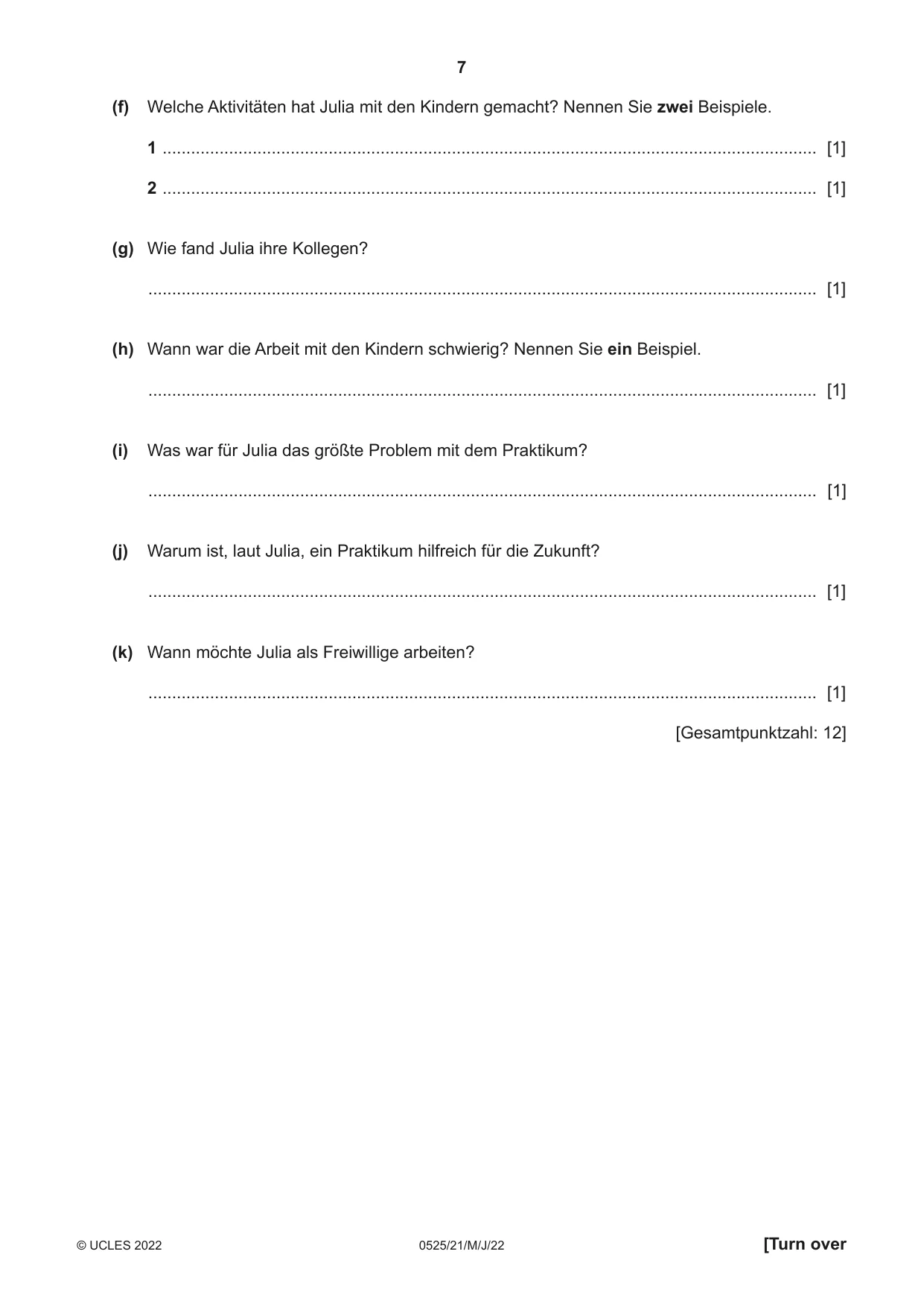 Cambridge IGCSE German - Foreign Language 0525 2022 May/June Paper 2 · Variant 1 question paper, page 7 of 12