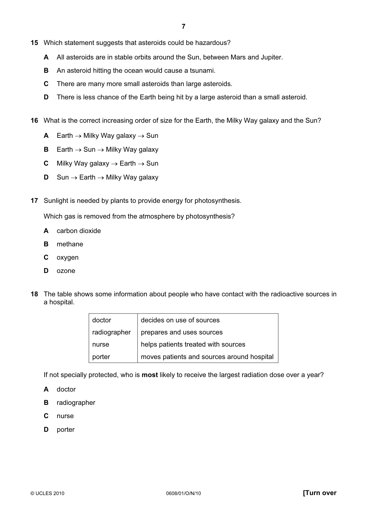Cambridge IGCSE Twenty-First Century Science 0608 2010 Oct/Nov Paper 1 · Variant 1 question paper, page 7 of 16