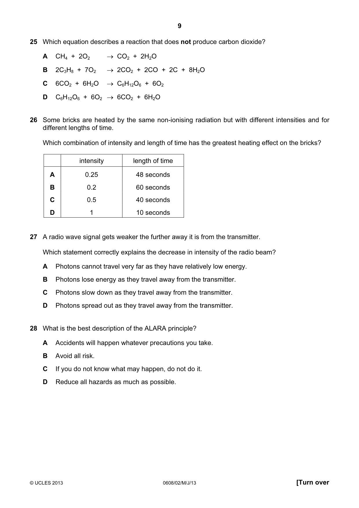 Cambridge IGCSE Twenty-First Century Science 0608 2013 May/June Paper 2 · Variant 1 question paper, page 9 of 16