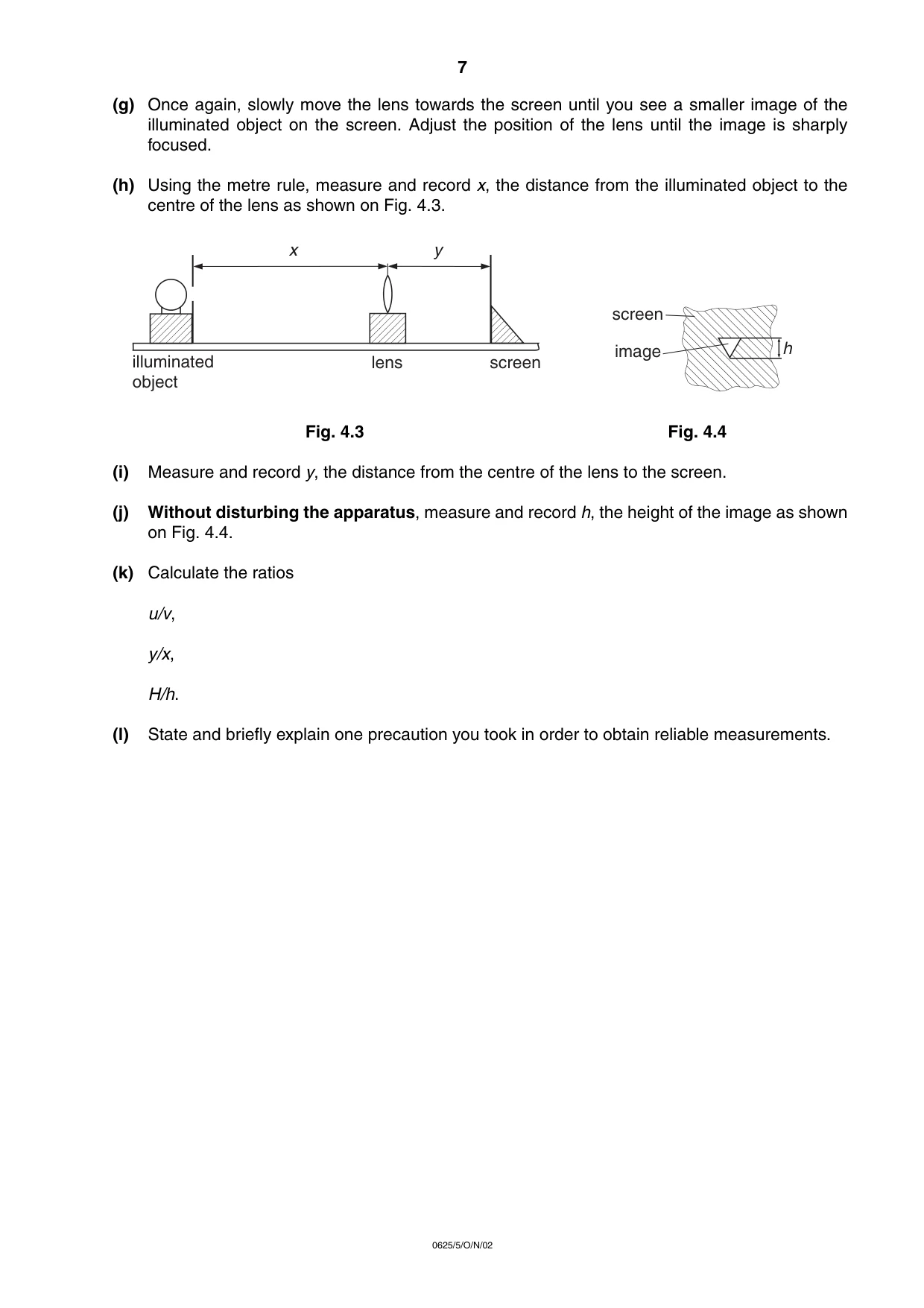 Cambridge IGCSE Physics 0625 2002 Oct/Nov Paper 5 · Variant 1 question paper, page 7 of 16