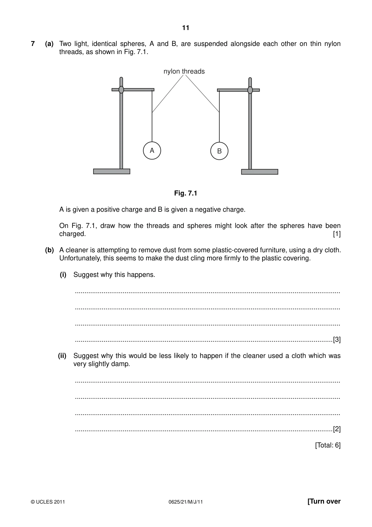 Cambridge IGCSE Physics 0625 2011 May/June Paper 2 · Variant 1 question paper, page 11 of 20