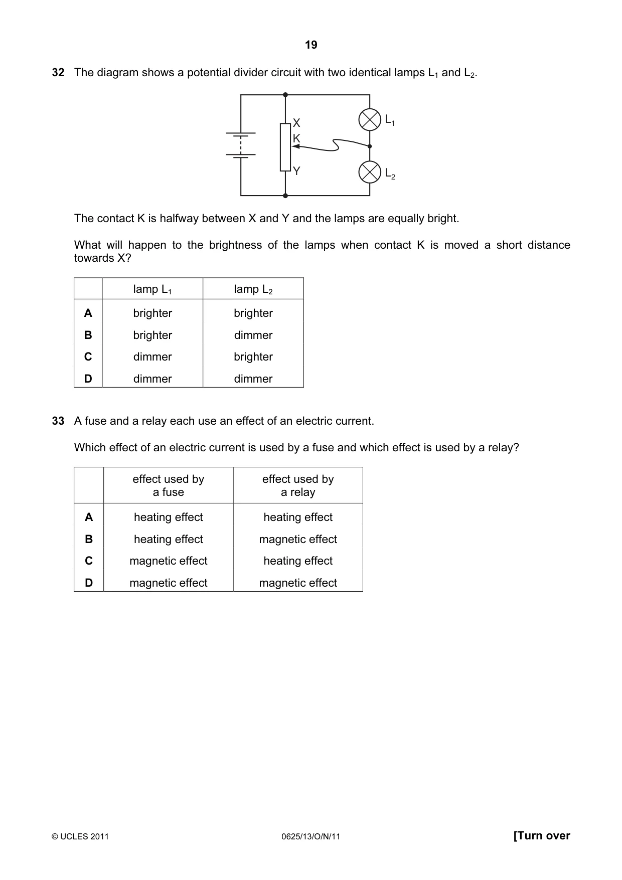 Cambridge IGCSE Physics 0625 2011 Oct/Nov Paper 1 · Variant 3 question paper, page 19 of 24