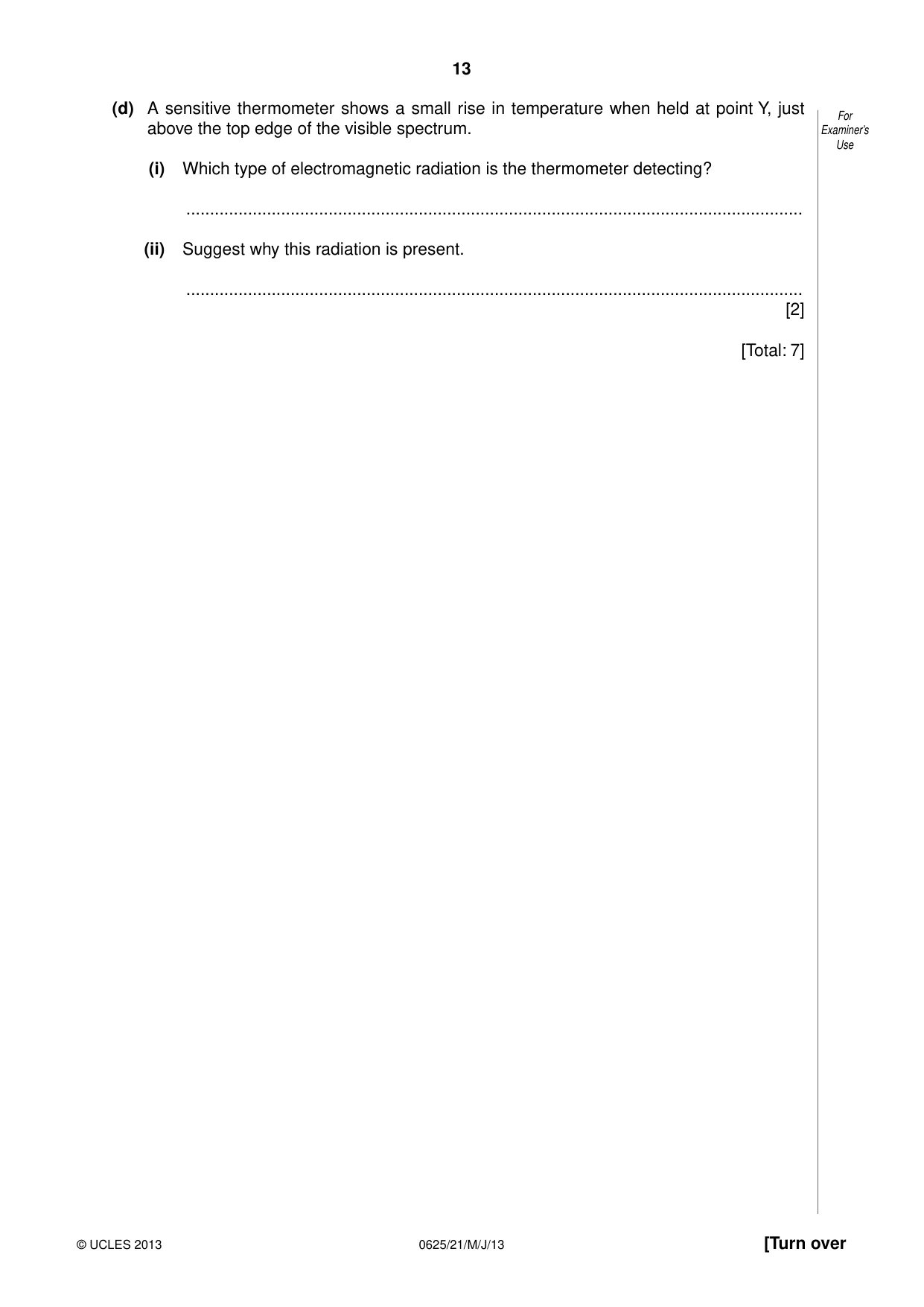 Cambridge IGCSE Physics 0625 2013 May/June Paper 2 · Variant 1 question paper, page 13 of 20