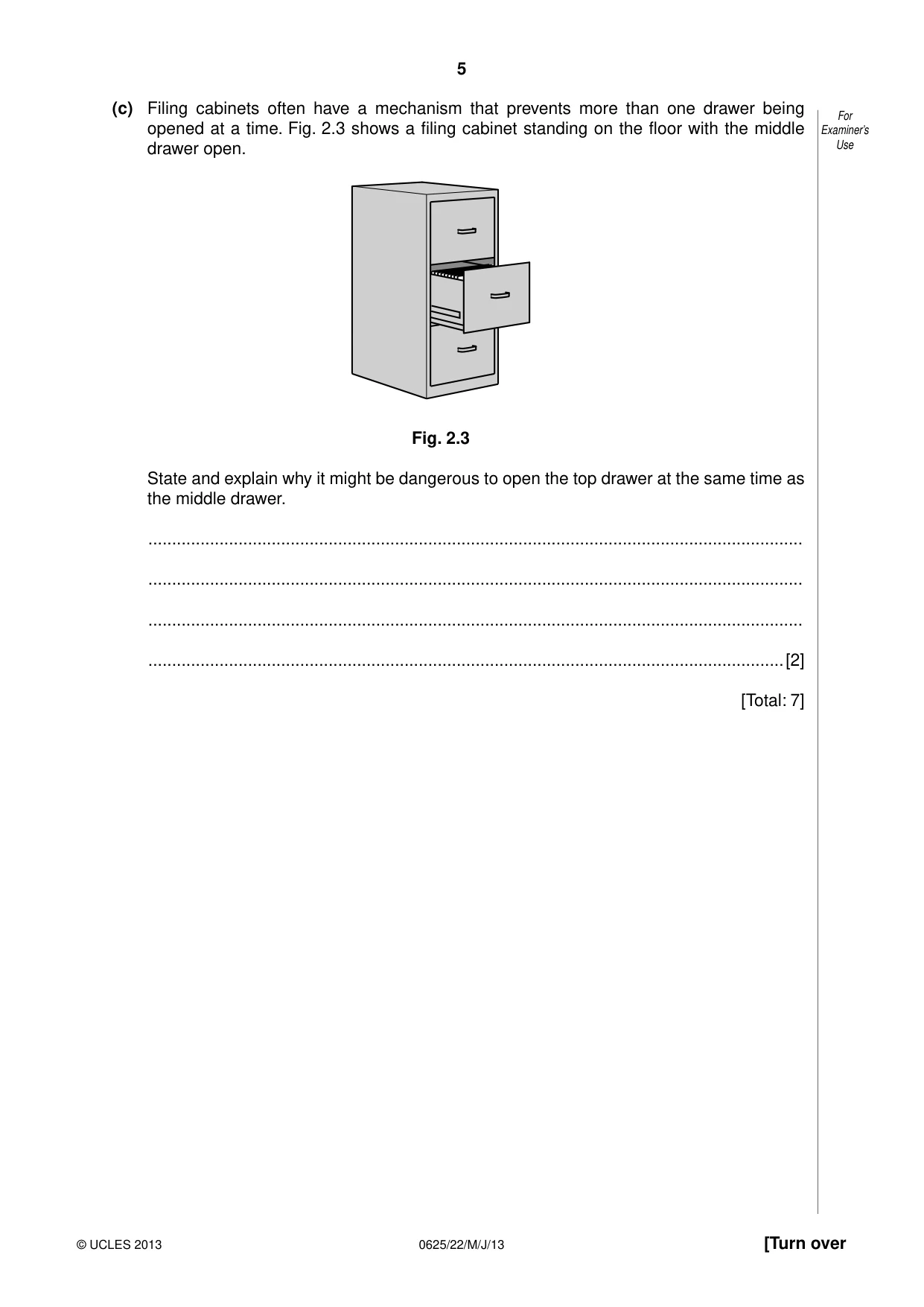 Cambridge IGCSE Physics 0625 2013 May/June Paper 2 · Variant 2 question paper, page 5 of 20