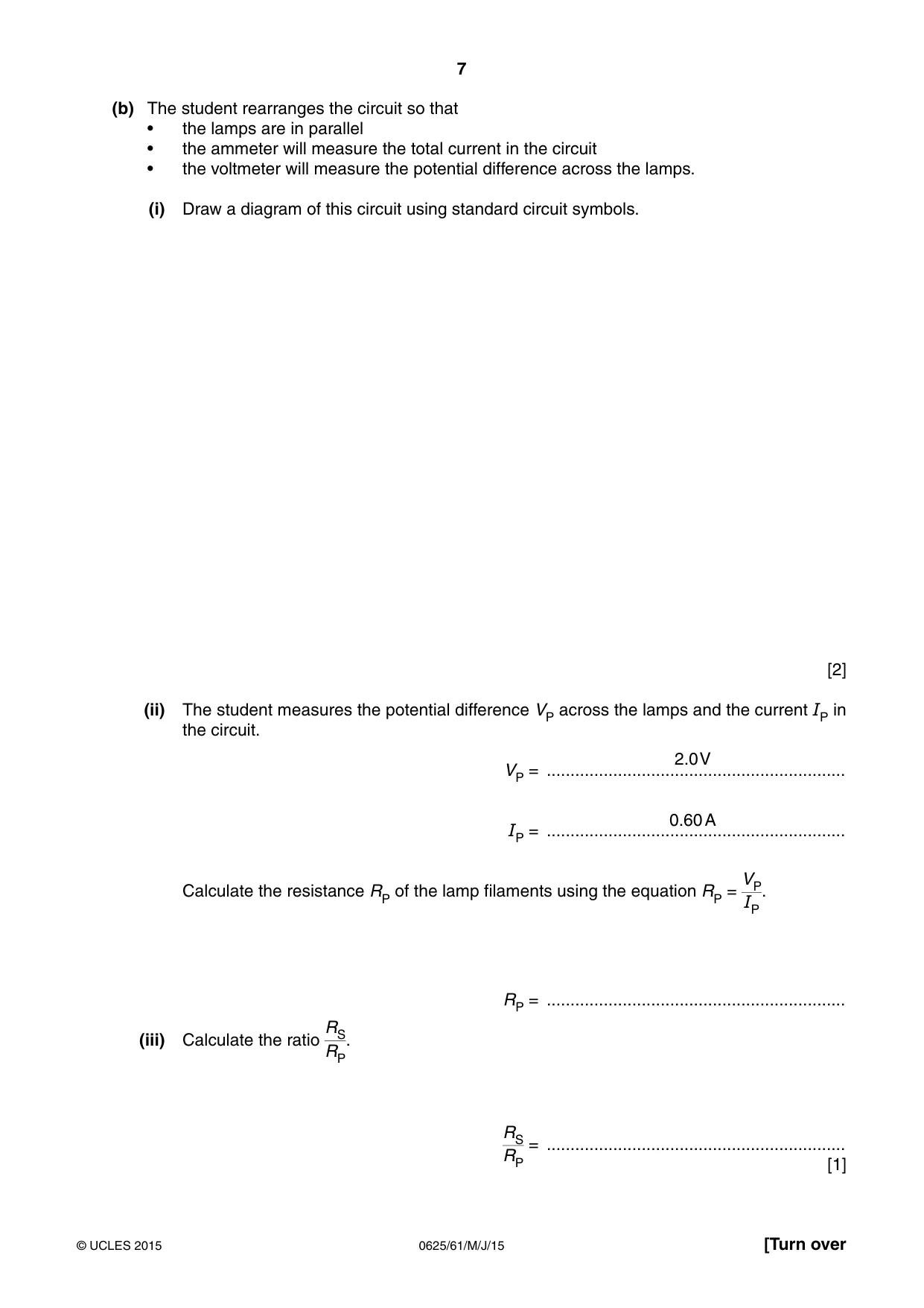 Cambridge IGCSE Physics 0625 2015 May/June Paper 6 · Variant 1 question paper, page 7 of 16