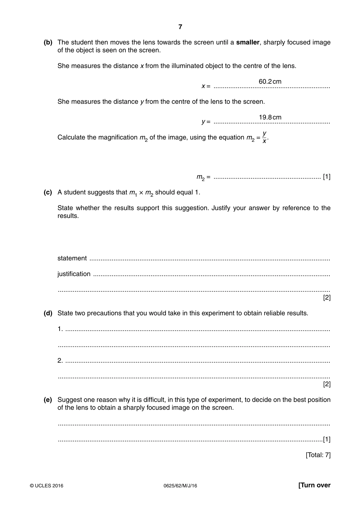 Cambridge IGCSE Physics 0625 2016 May/June Paper 6 · Variant 2 question paper, page 7 of 12