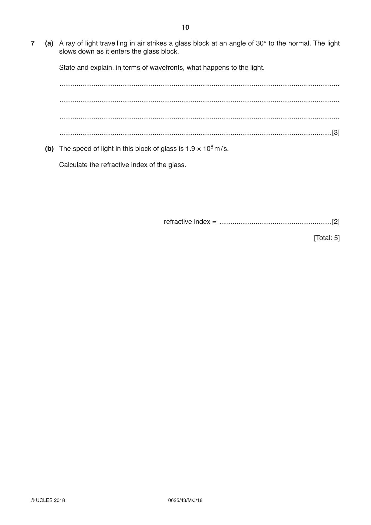 Cambridge IGCSE Physics 0625 2018 May/June Paper 4 · Variant 3 question paper, page 10 of 16