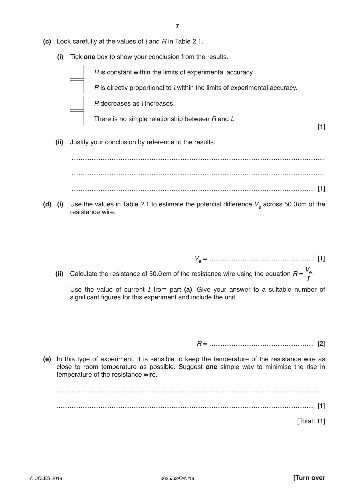 Cambridge IGCSE Physics 0625 2019 Oct/Nov Paper 6 · Variant 2 question paper, page 7 of 12