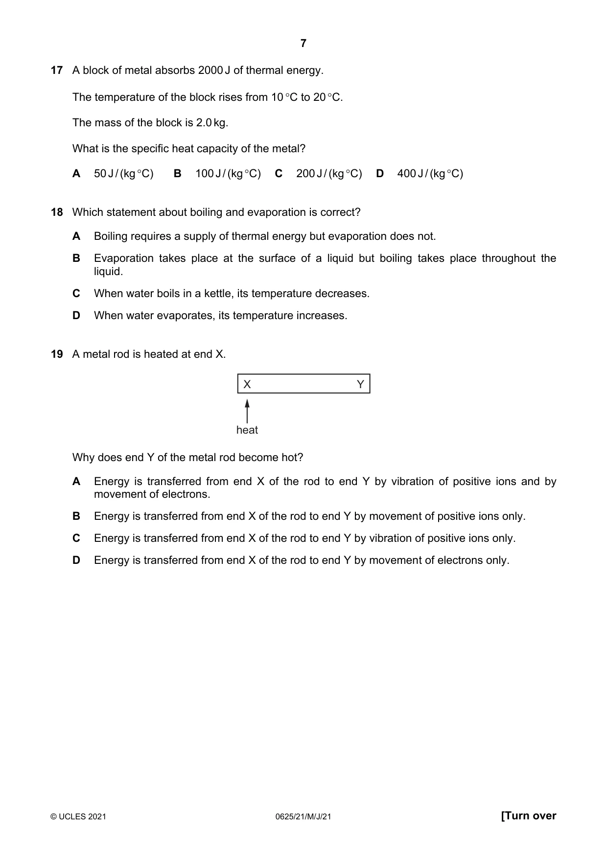 Cambridge IGCSE Physics 0625 2021 May/June Paper 2 · Variant 1 question paper, page 7 of 16