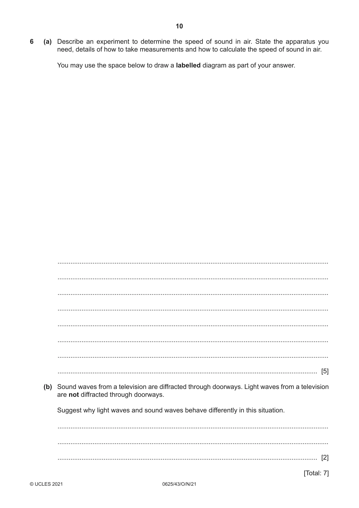 Cambridge IGCSE Physics 0625 2021 Oct/Nov Paper 4 · Variant 3 question paper, page 10 of 20
