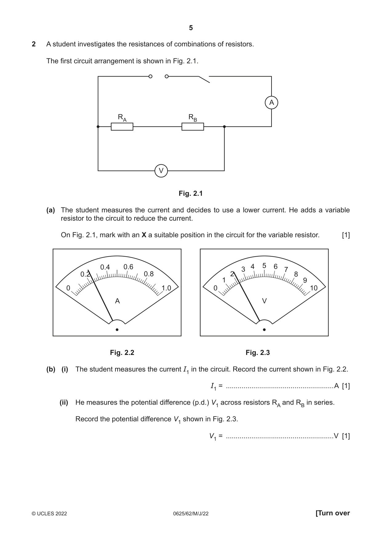 Cambridge IGCSE Physics 0625 2022 May/June Paper 6 · Variant 2 question paper, page 5 of 12