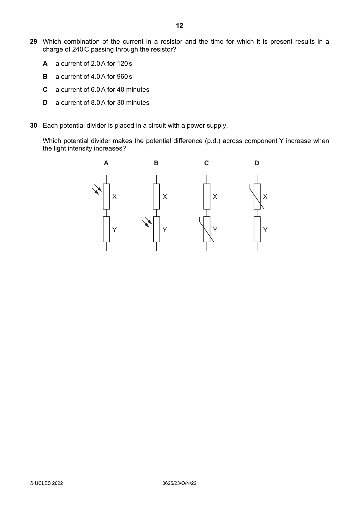 Cambridge IGCSE Physics 0625 2022 Oct/Nov Paper 2 · Variant 3 question paper, page 12 of 20