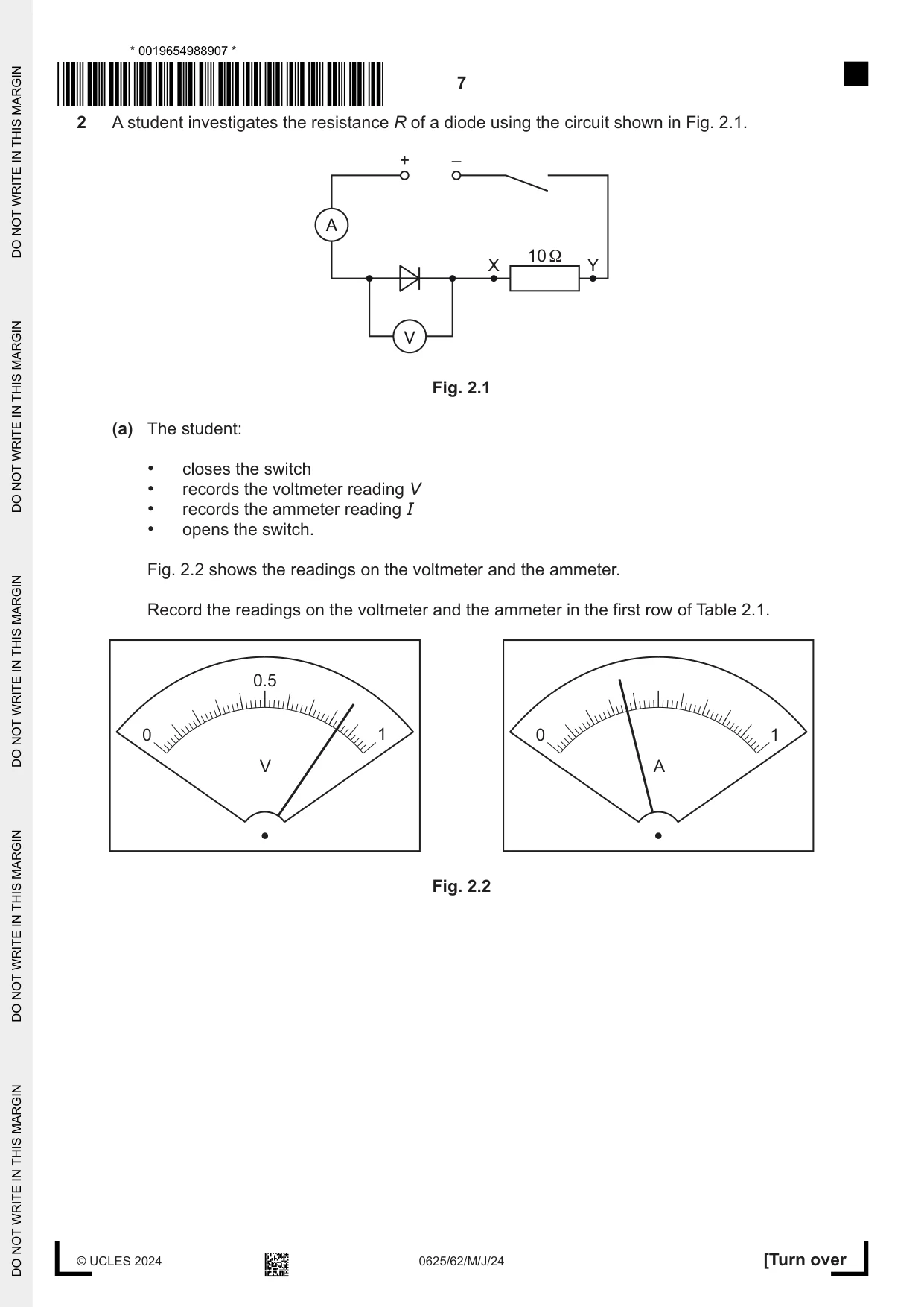 Cambridge IGCSE Physics 0625 2024 May/June Paper 6 · Variant 2 question paper, page 7 of 16