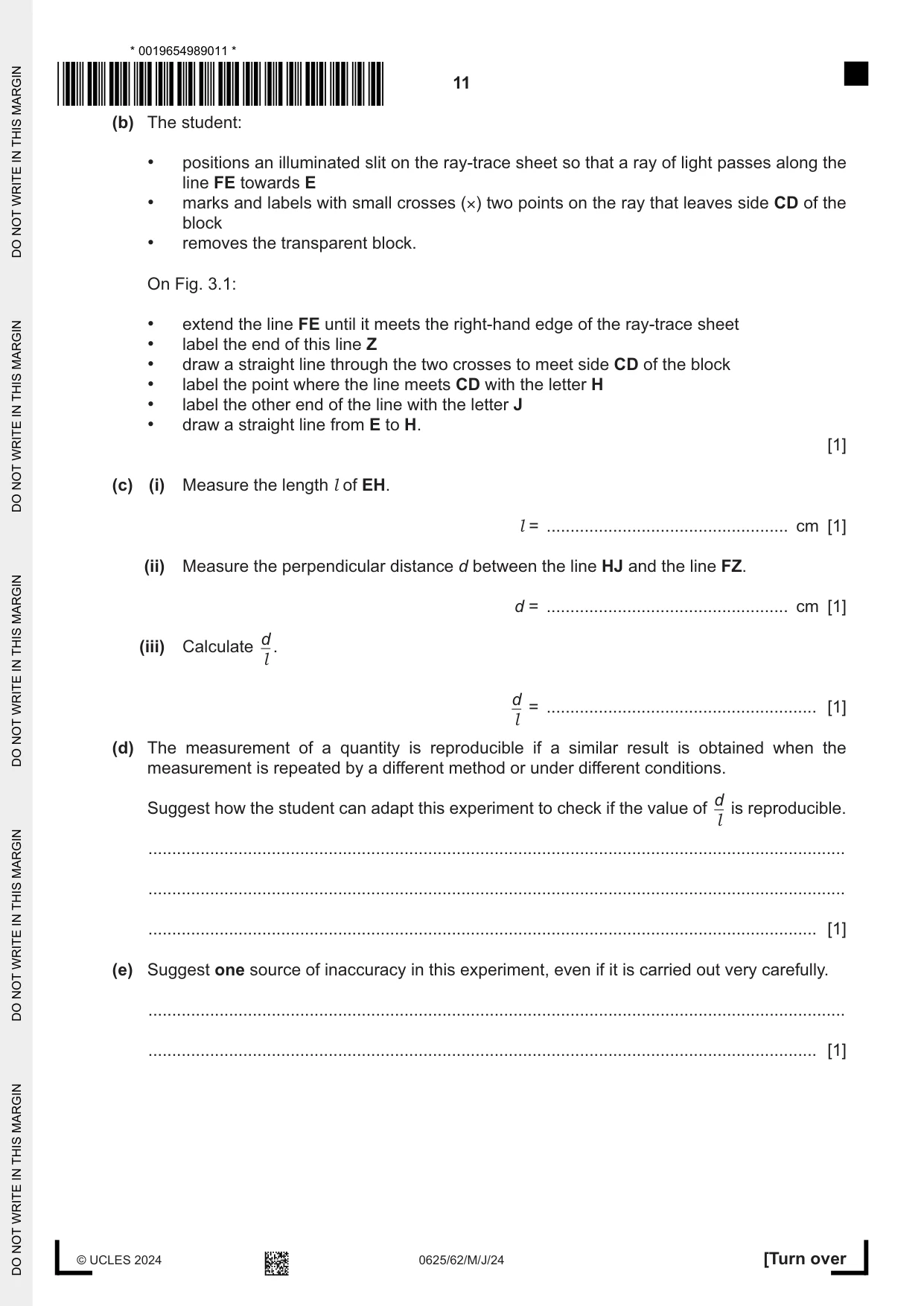 Cambridge IGCSE Physics 0625 2024 May/June Paper 6 · Variant 2 question paper, page 11 of 16