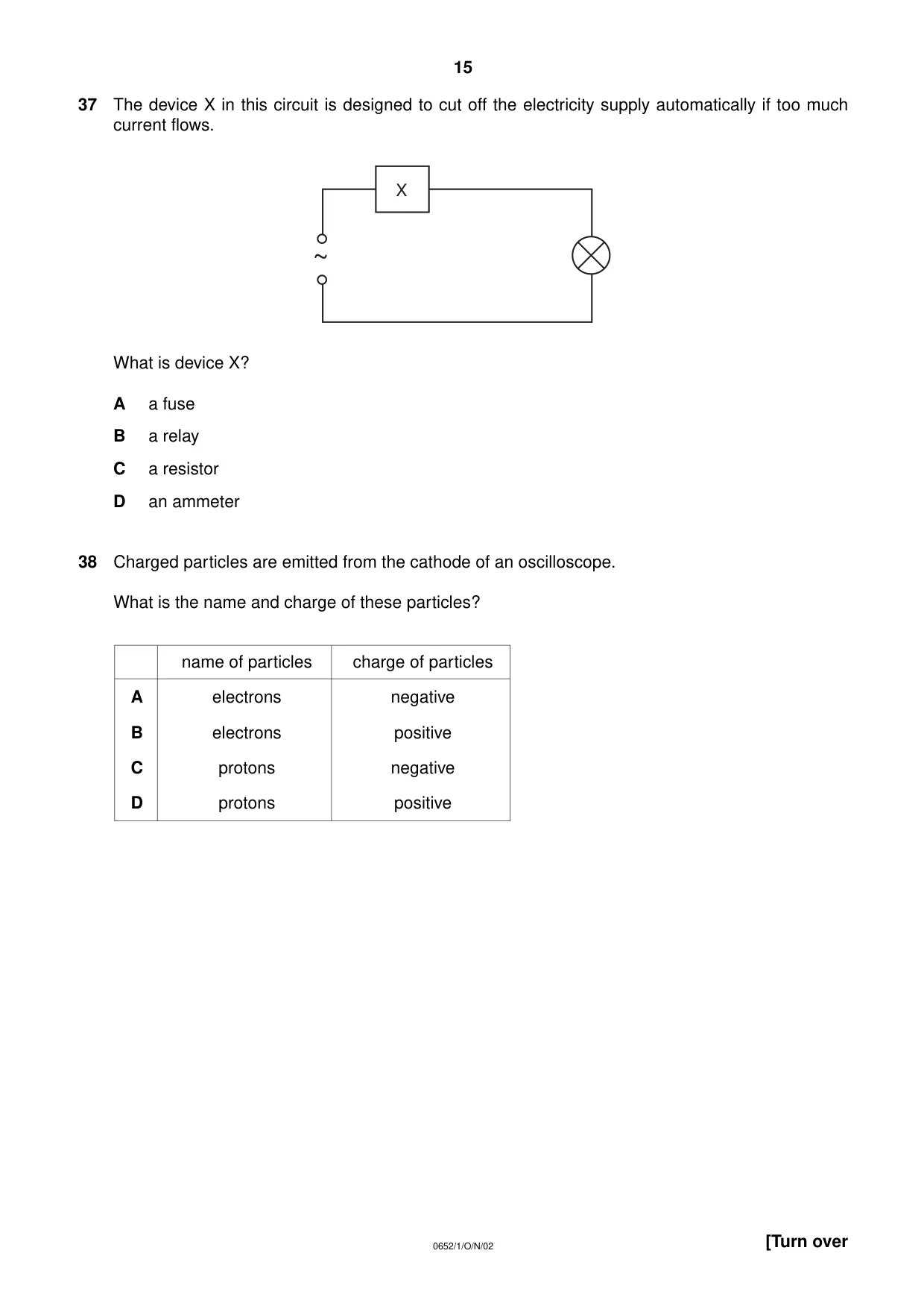 Cambridge IGCSE Physical Science 0652 2002 Oct/Nov Paper 1 · Variant 1 question paper, page 15 of 20
