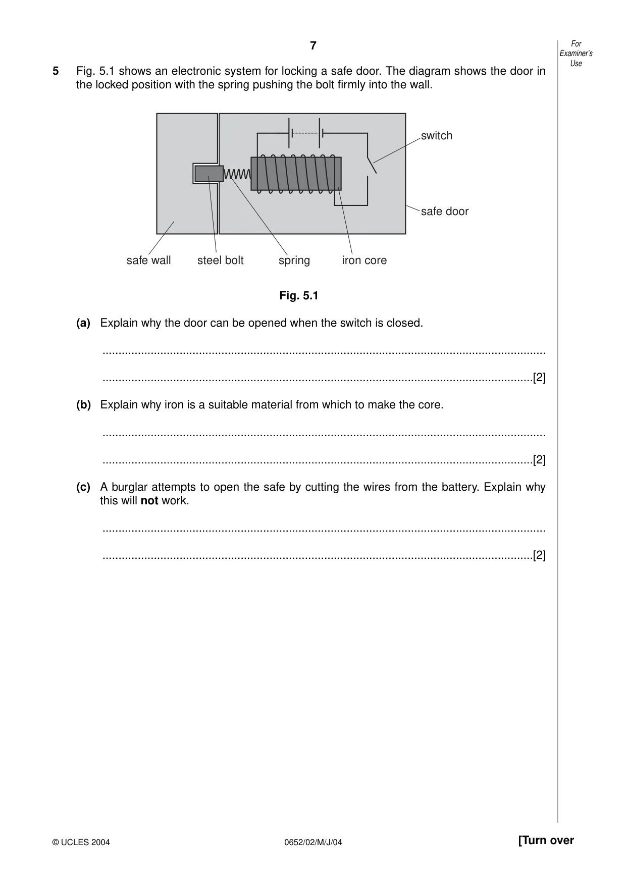 Cambridge IGCSE Physical Science 0652 2004 May/June Paper 2 · Variant 1 question paper, page 7 of 16