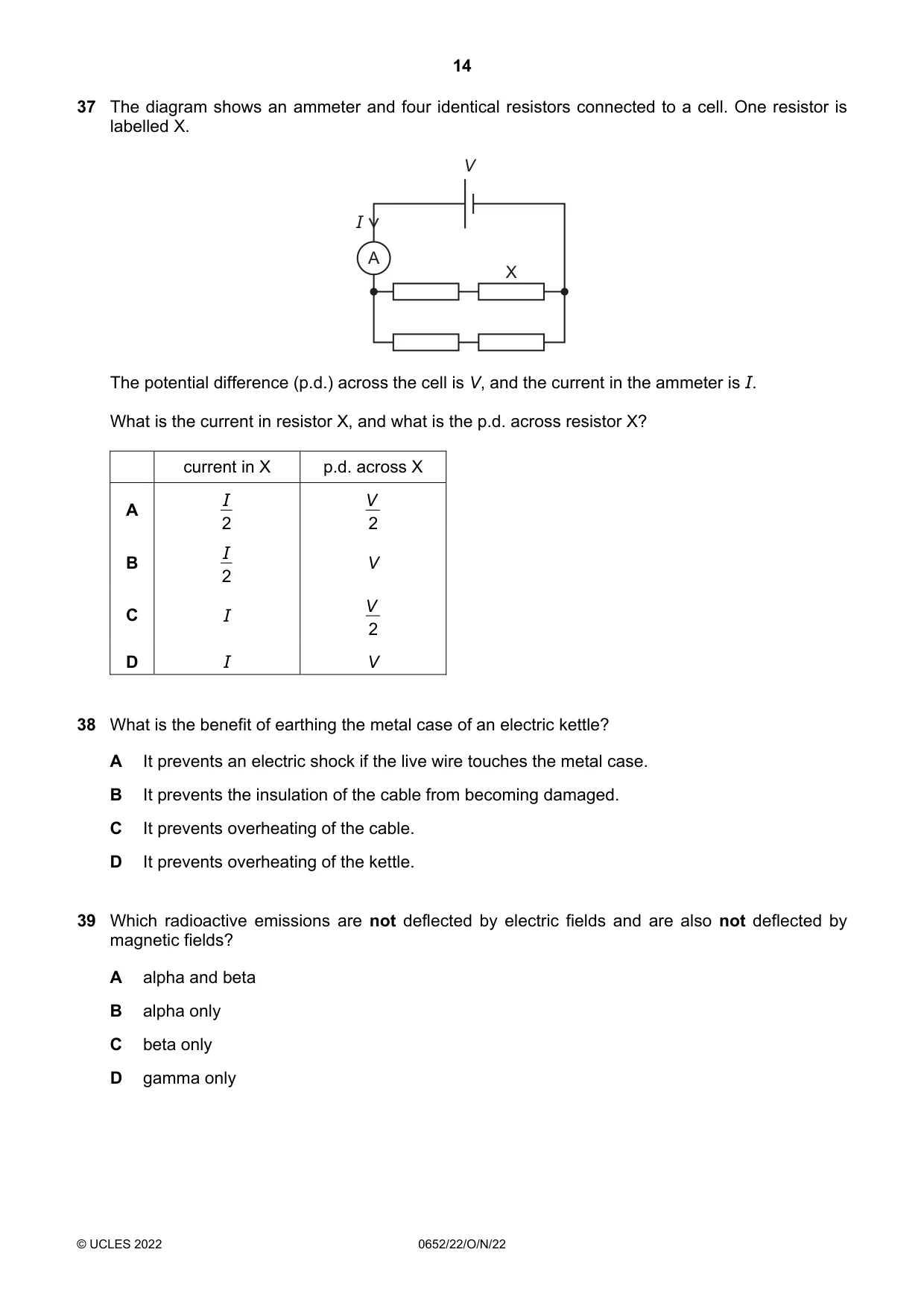 Cambridge IGCSE Physical Science 0652 2022 Oct/Nov Paper 2 · Variant 2 question paper, page 14 of 16