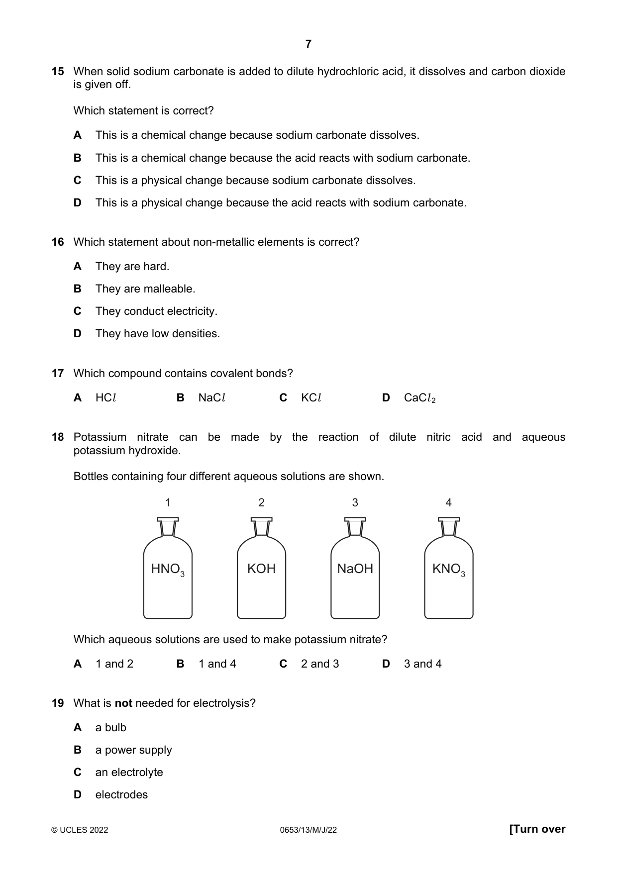 Cambridge IGCSE Science - Combined 0653 2022 May/June Paper 1 · Variant 3 question paper, page 7 of 16
