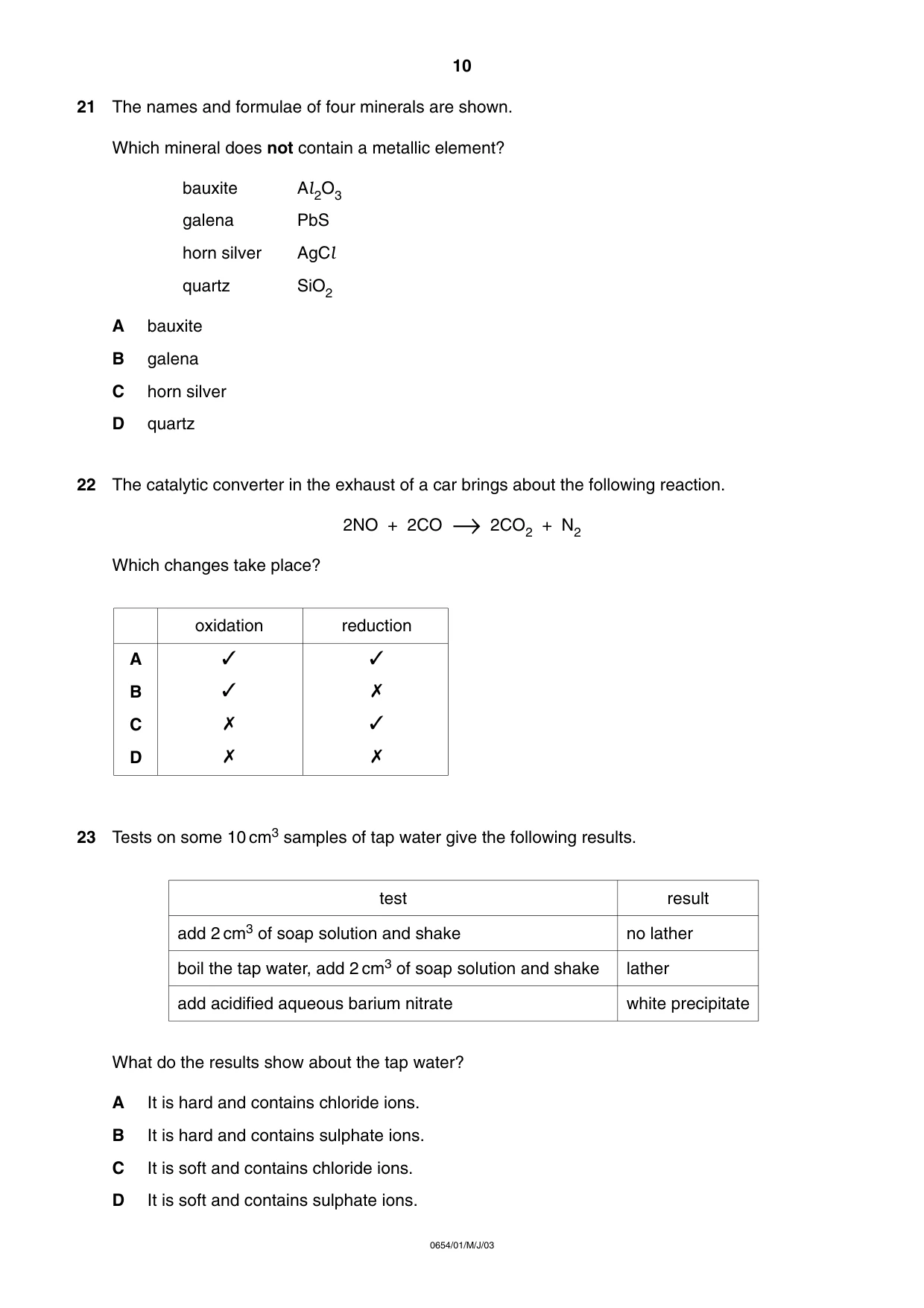 Cambridge IGCSE Sciences - Co-ordinated (Double) 0654 2003 May/June Paper 1 · Variant 1 question paper, page 10 of 20
