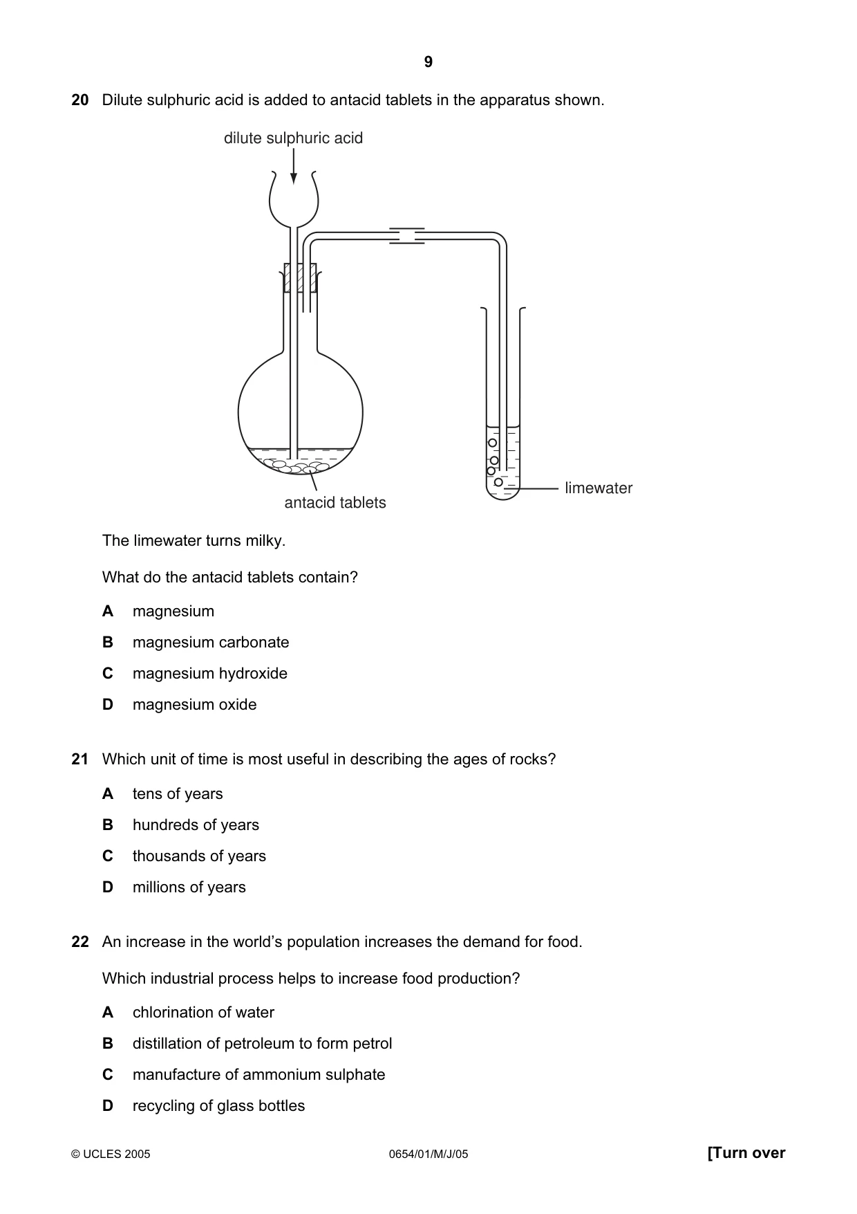 Cambridge IGCSE Sciences - Co-ordinated (Double) 0654 2005 May/June Paper 1 · Variant 1 question paper, page 9 of 20