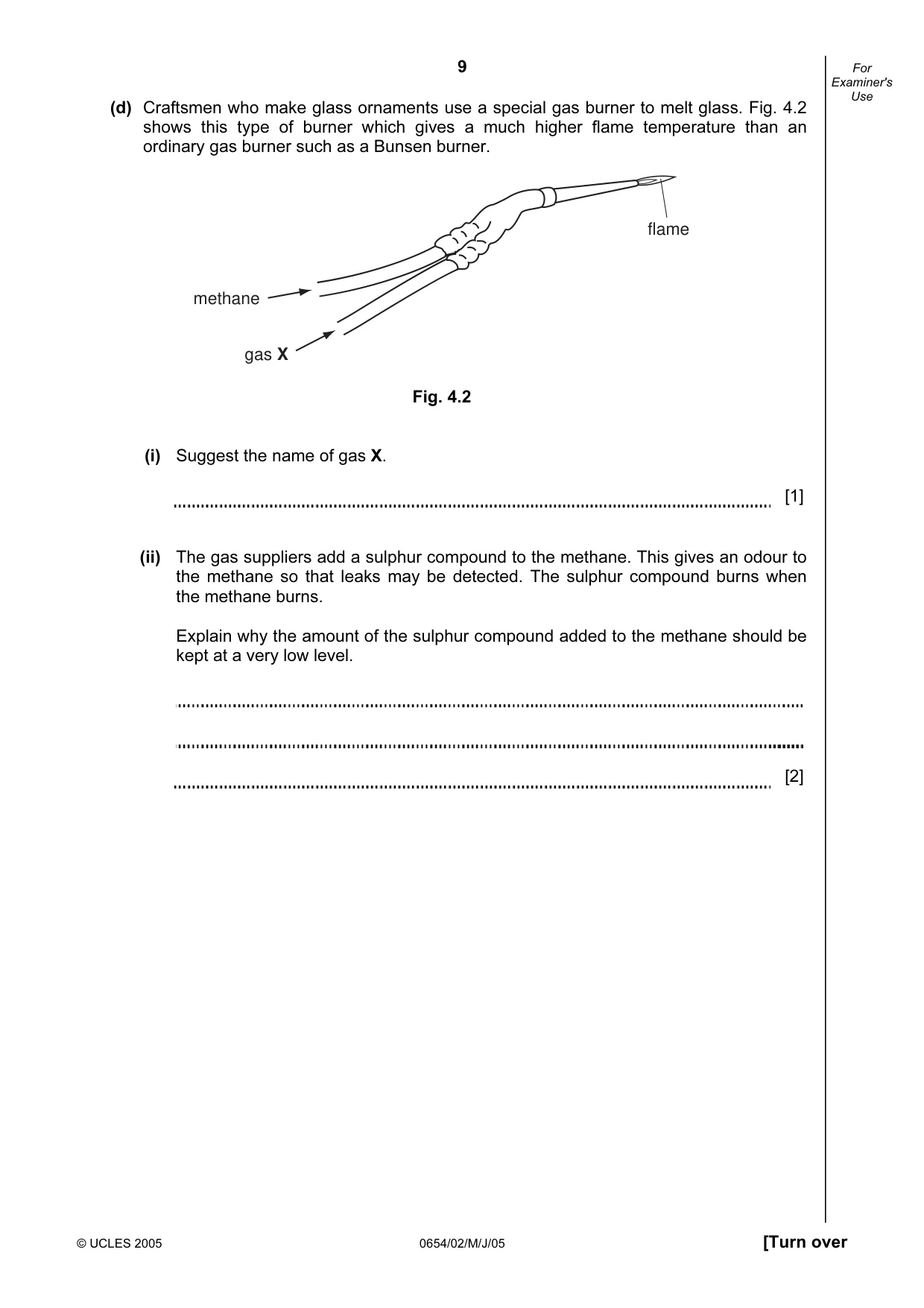 Cambridge IGCSE Sciences - Co-ordinated (Double) 0654 2005 May/June Paper 2 · Variant 1 question paper, page 9 of 24