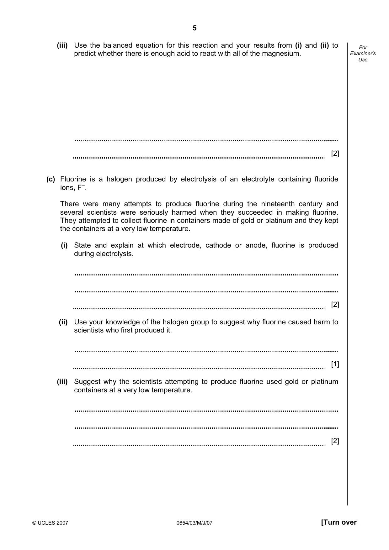 Cambridge IGCSE Sciences - Co-ordinated (Double) 0654 2007 May/June Paper 3 · Variant 1 question paper, page 5 of 20